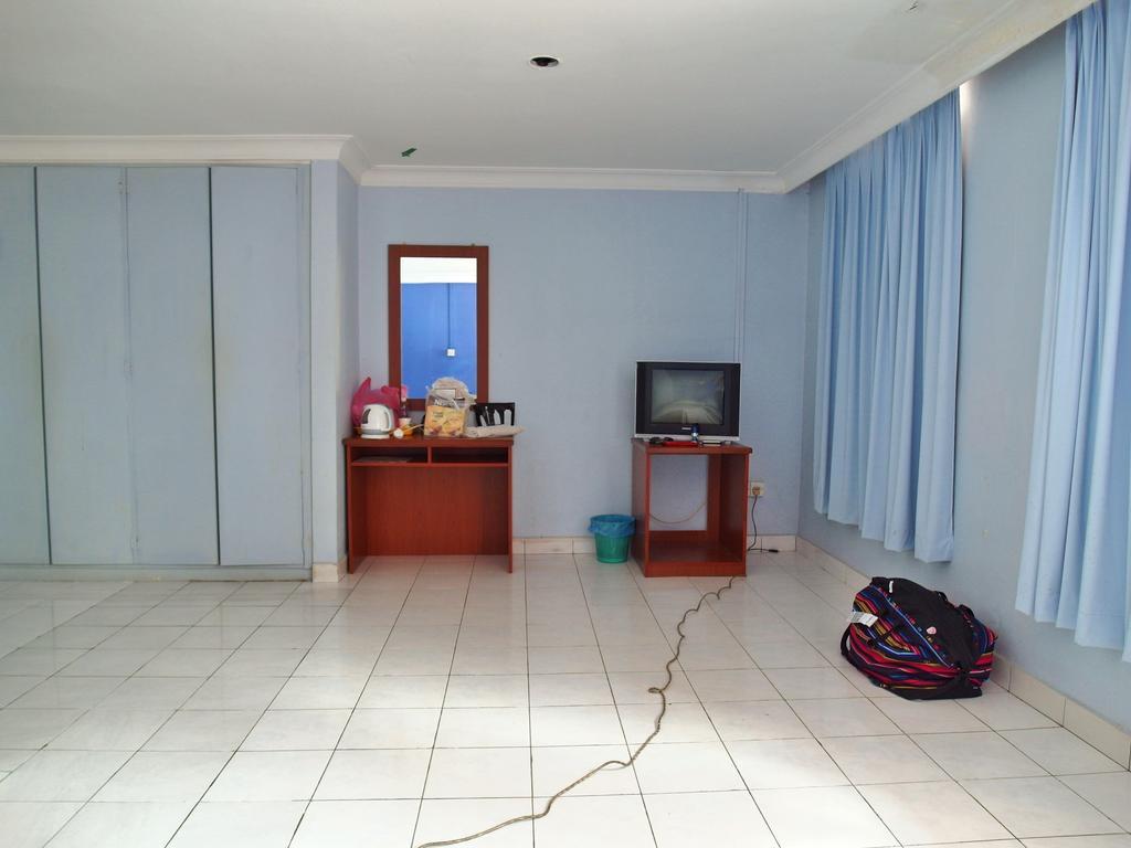 One Hotel Labuan Room photo