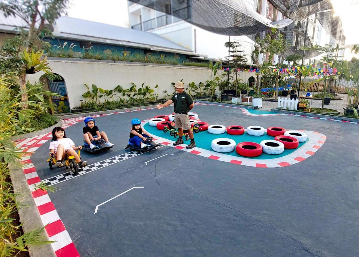 Hotel Fortunagrande Seturan Yogyakarta Exterior photo