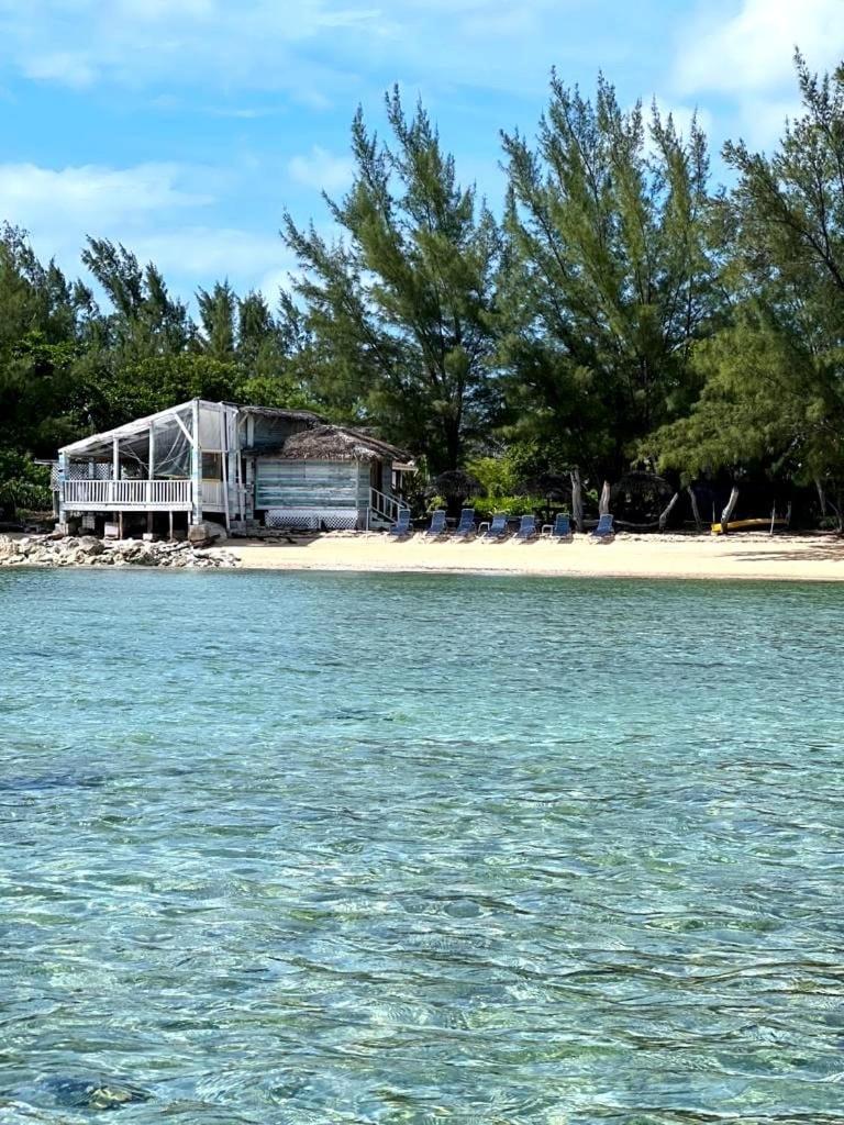 Beach Villas Nassau Exterior photo