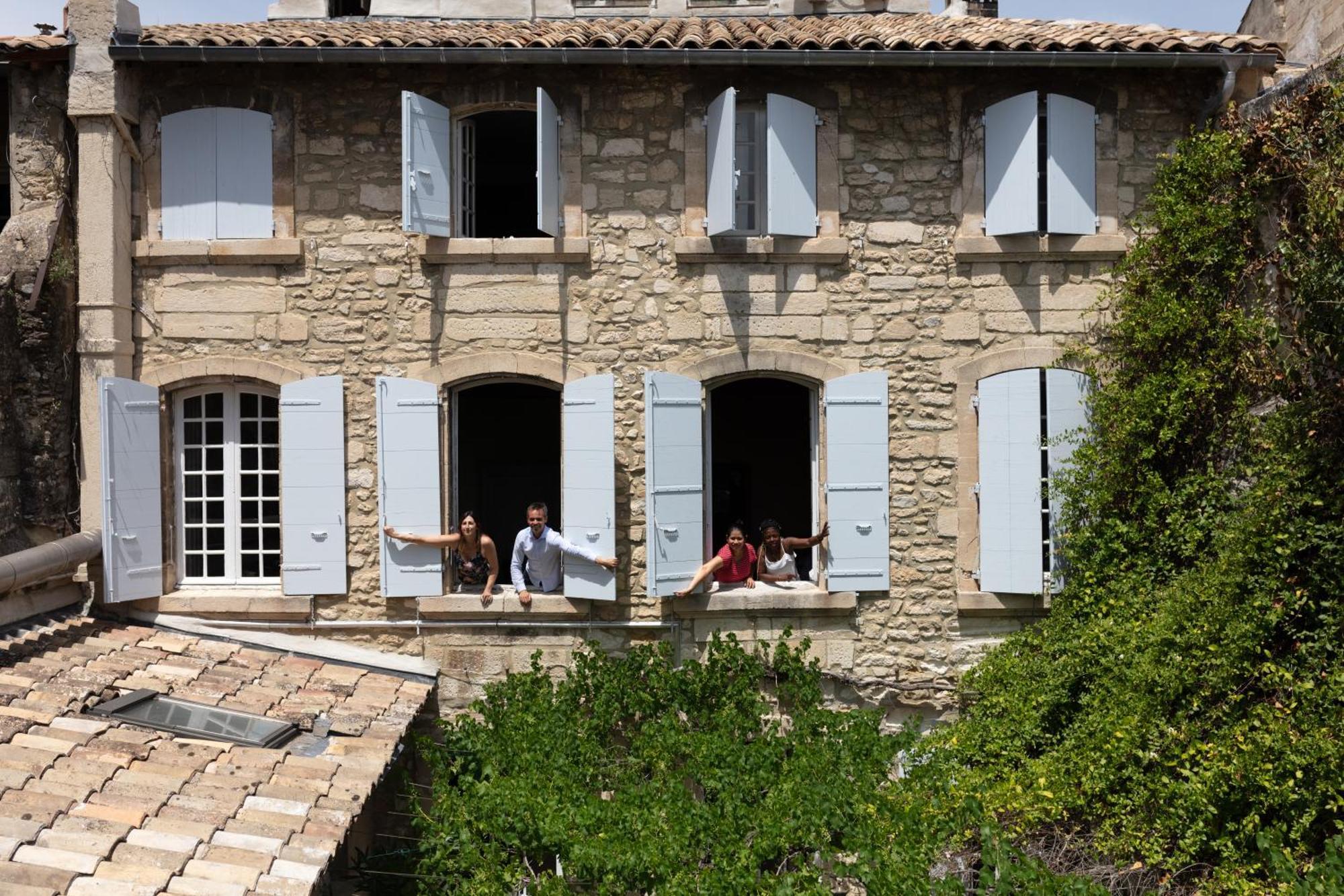 Hotel De L'Atelier Villeneuve-les-Avignon Exterior photo