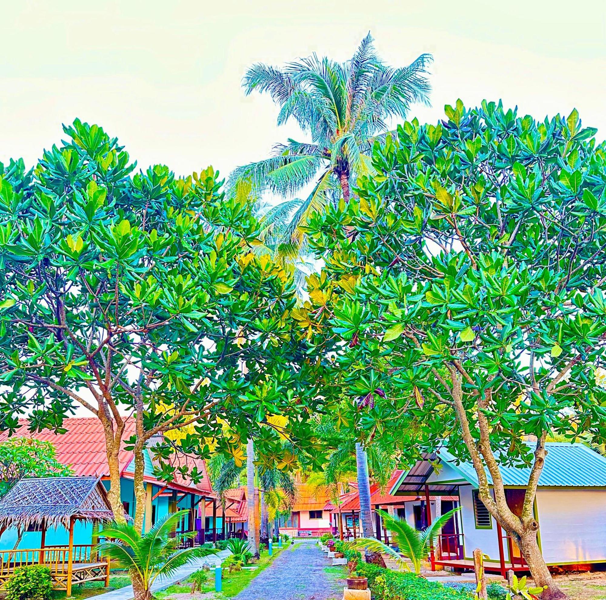 Lanta L.D. Beach Bungalow Koh Lanta Exterior photo