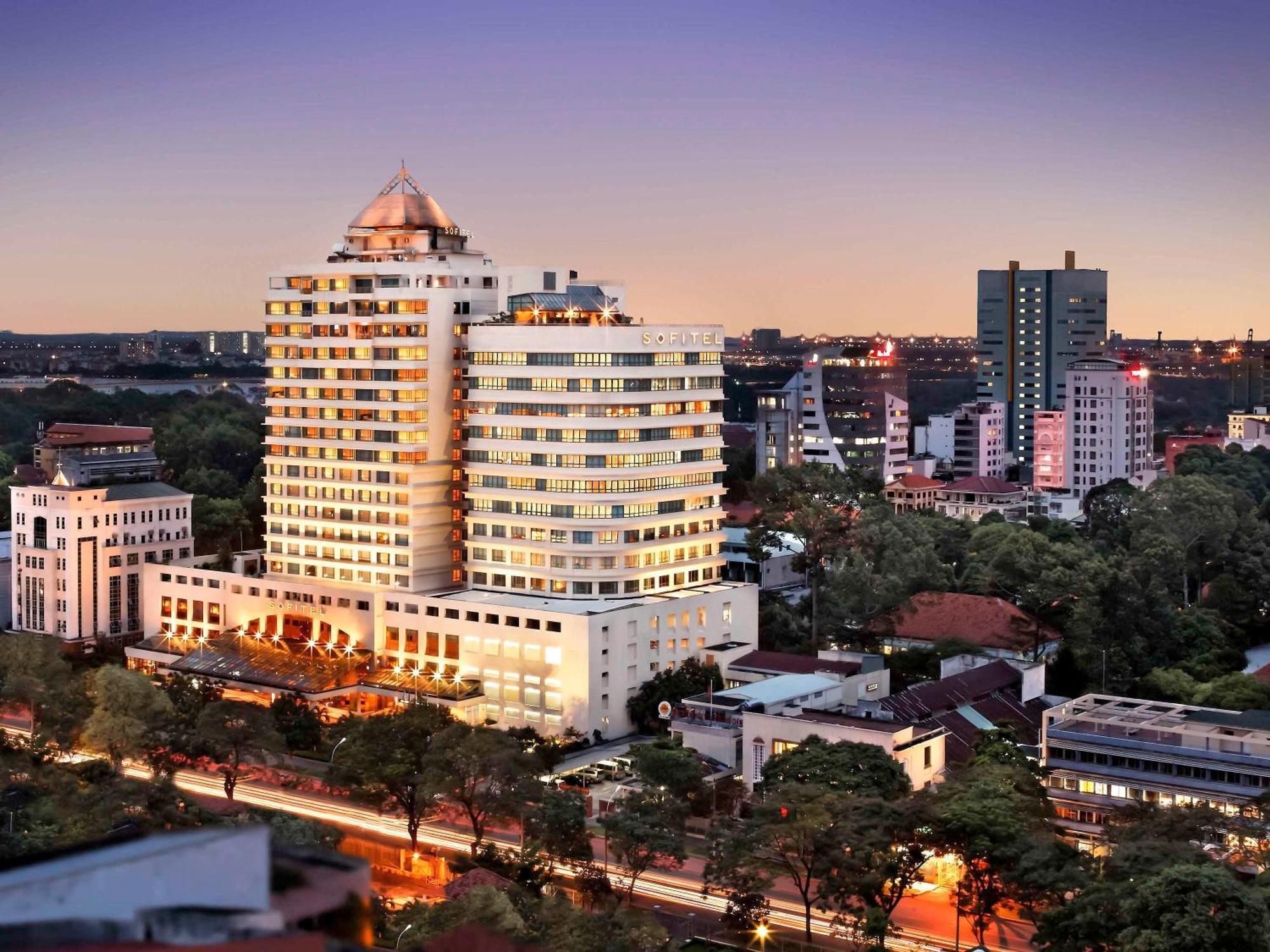 Sofitel Saigon Plaza Hotel Ho Chi Minh City Exterior photo
