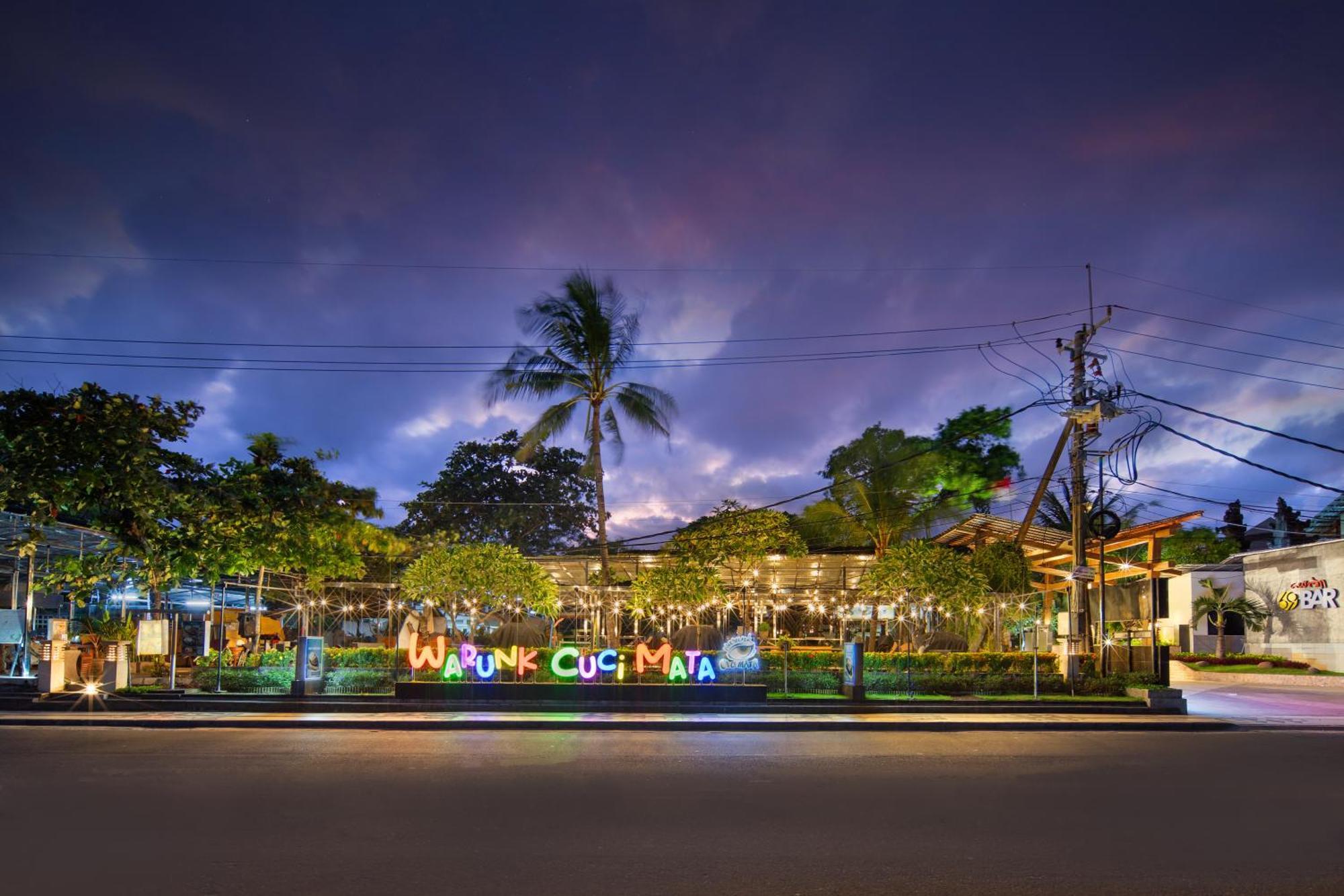 Grand Istana Rama Hotel Kuta  Exterior photo