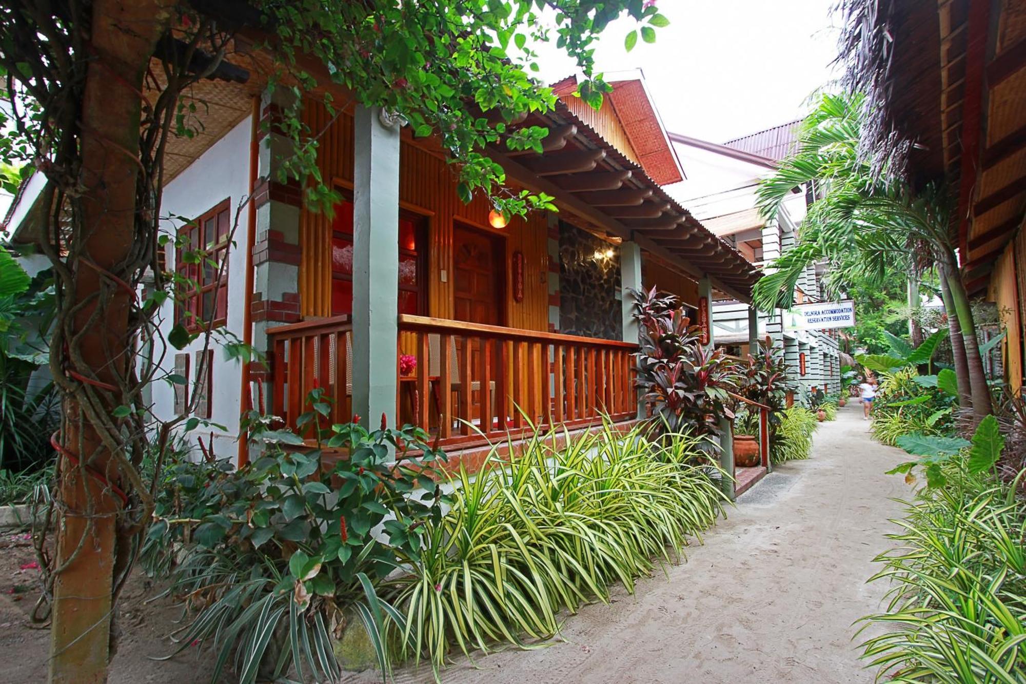 Nigi Nigi Too Beach Resort Balabag  Exterior photo