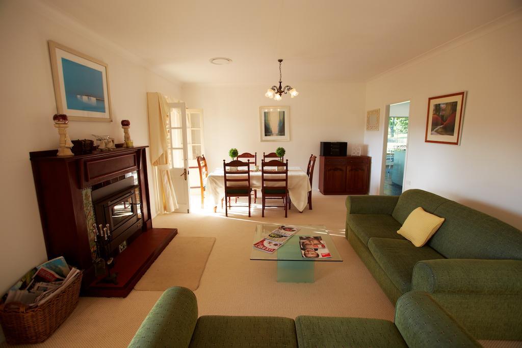 Barrington River House Villa Gloucester Room photo
