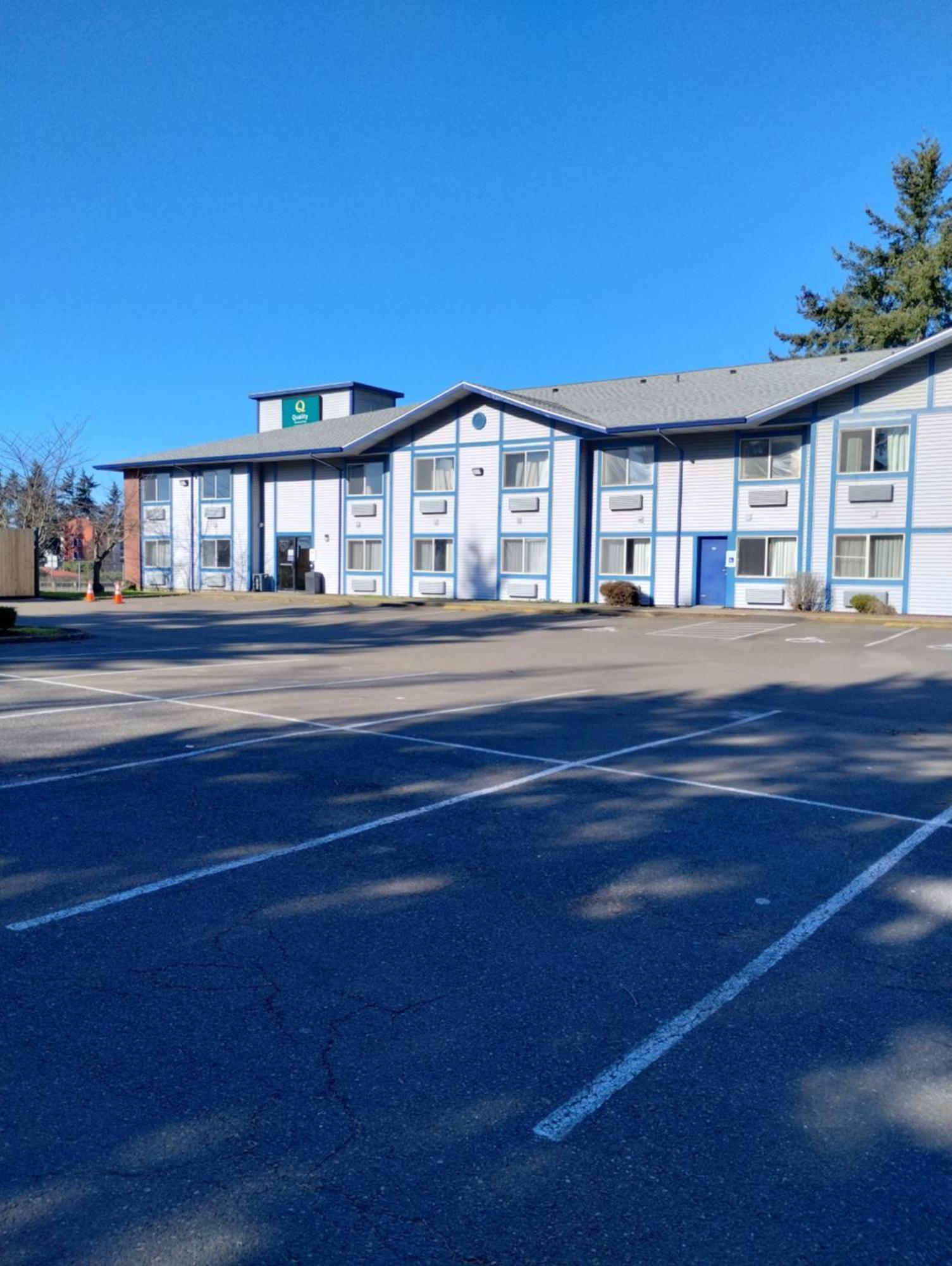 Quality Inn & Suites Wilsonville Exterior photo