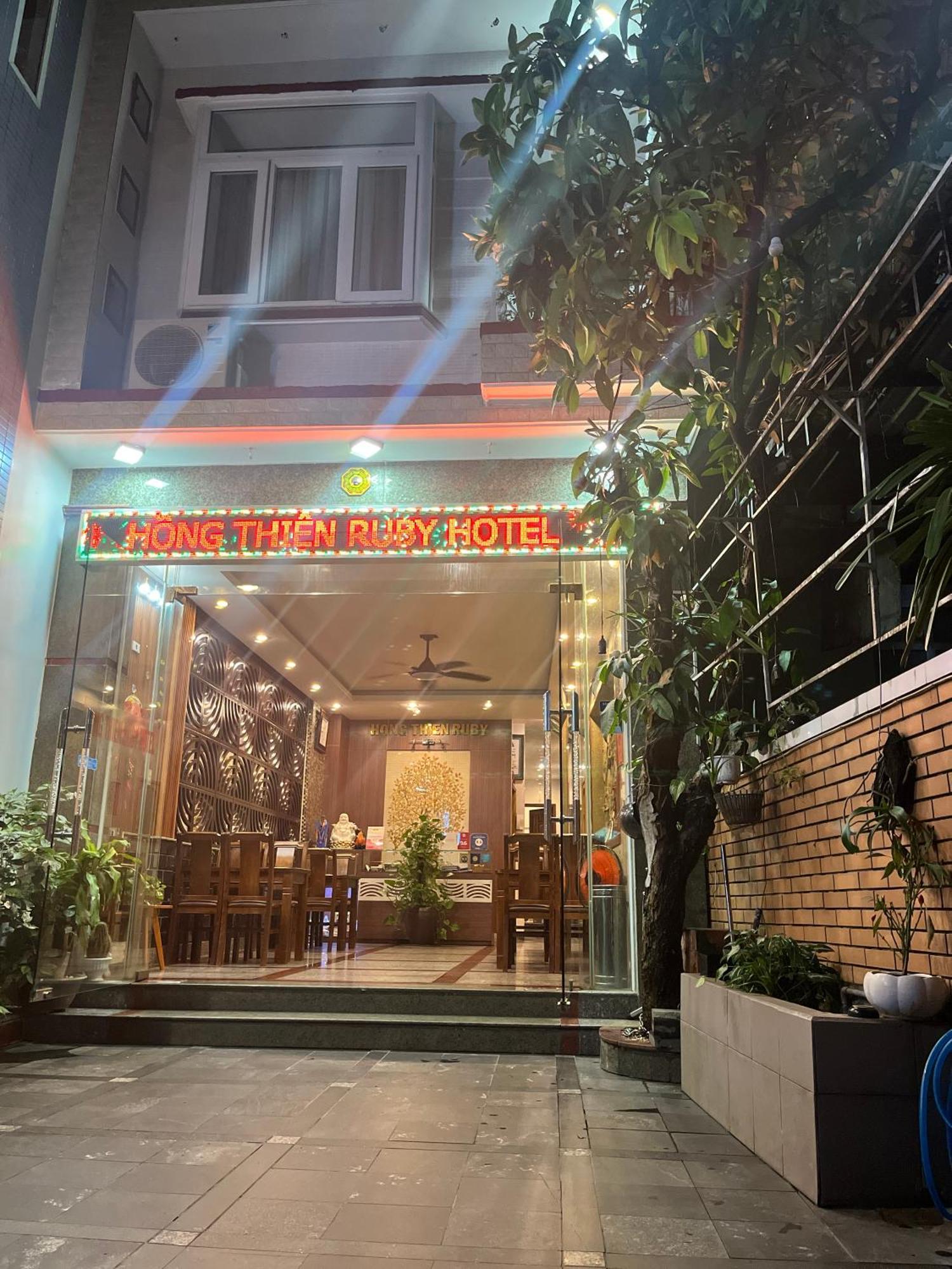 Hong Thien Ruby Hotel Hue Exterior photo