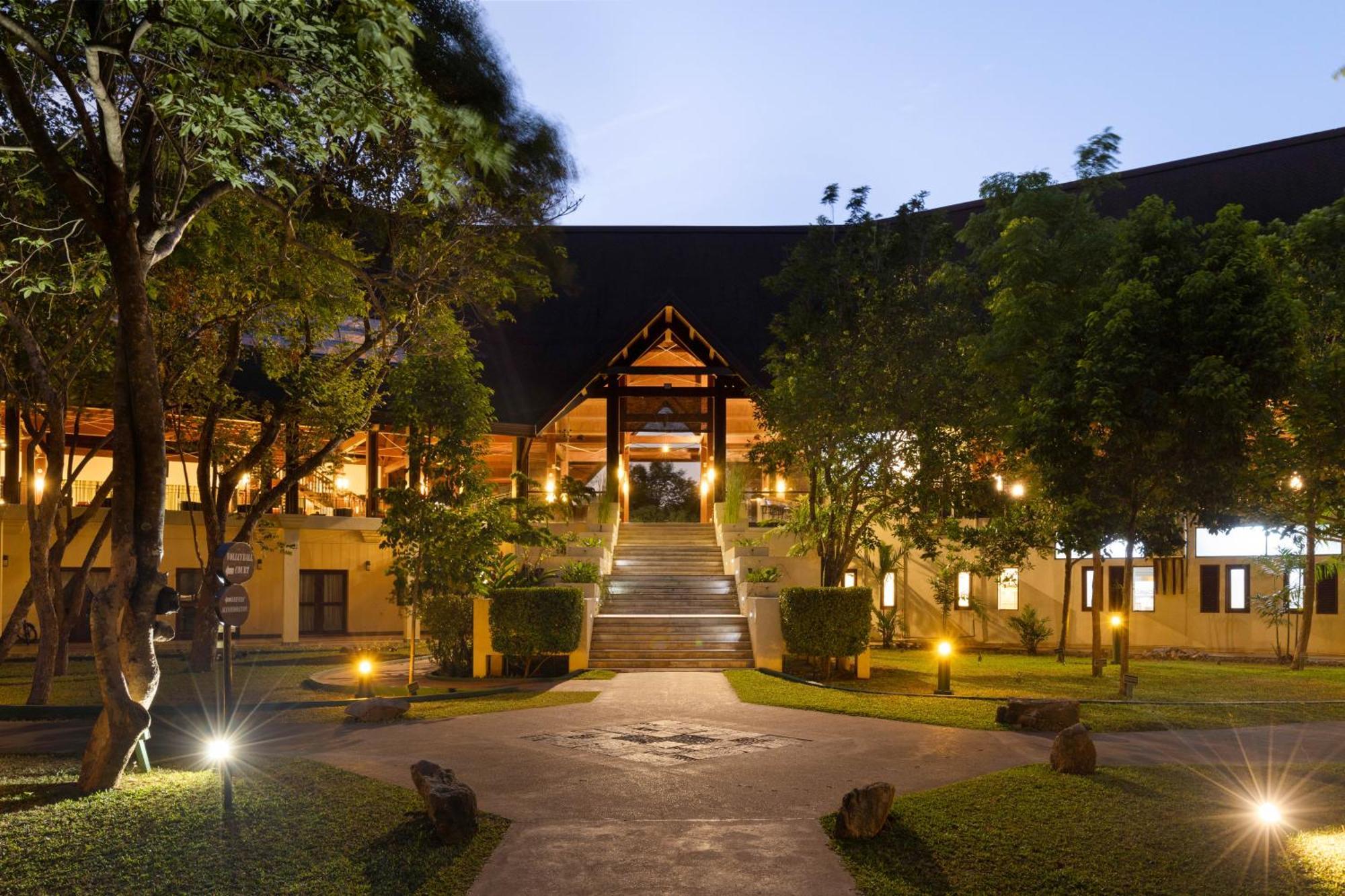 Occidental Paradise Dambulla Sigiriya Exterior photo