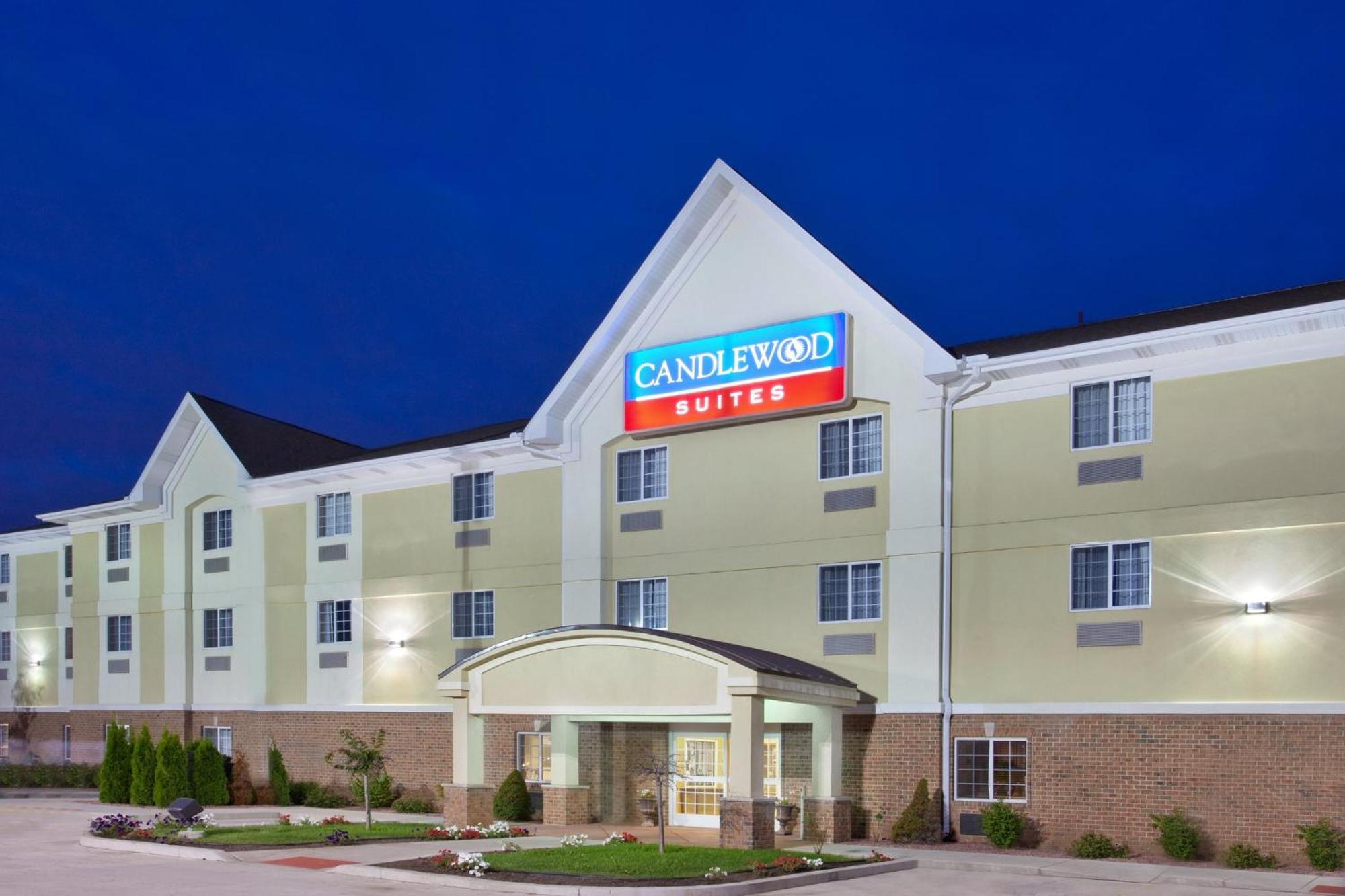 Candlewood Suites South Bend Airport, An Ihg Hotel Exterior photo