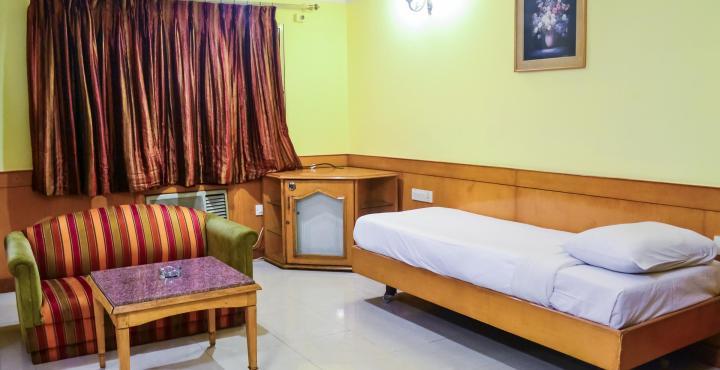 Hotel Nandhini, Jayanagar Bangalore Exterior photo