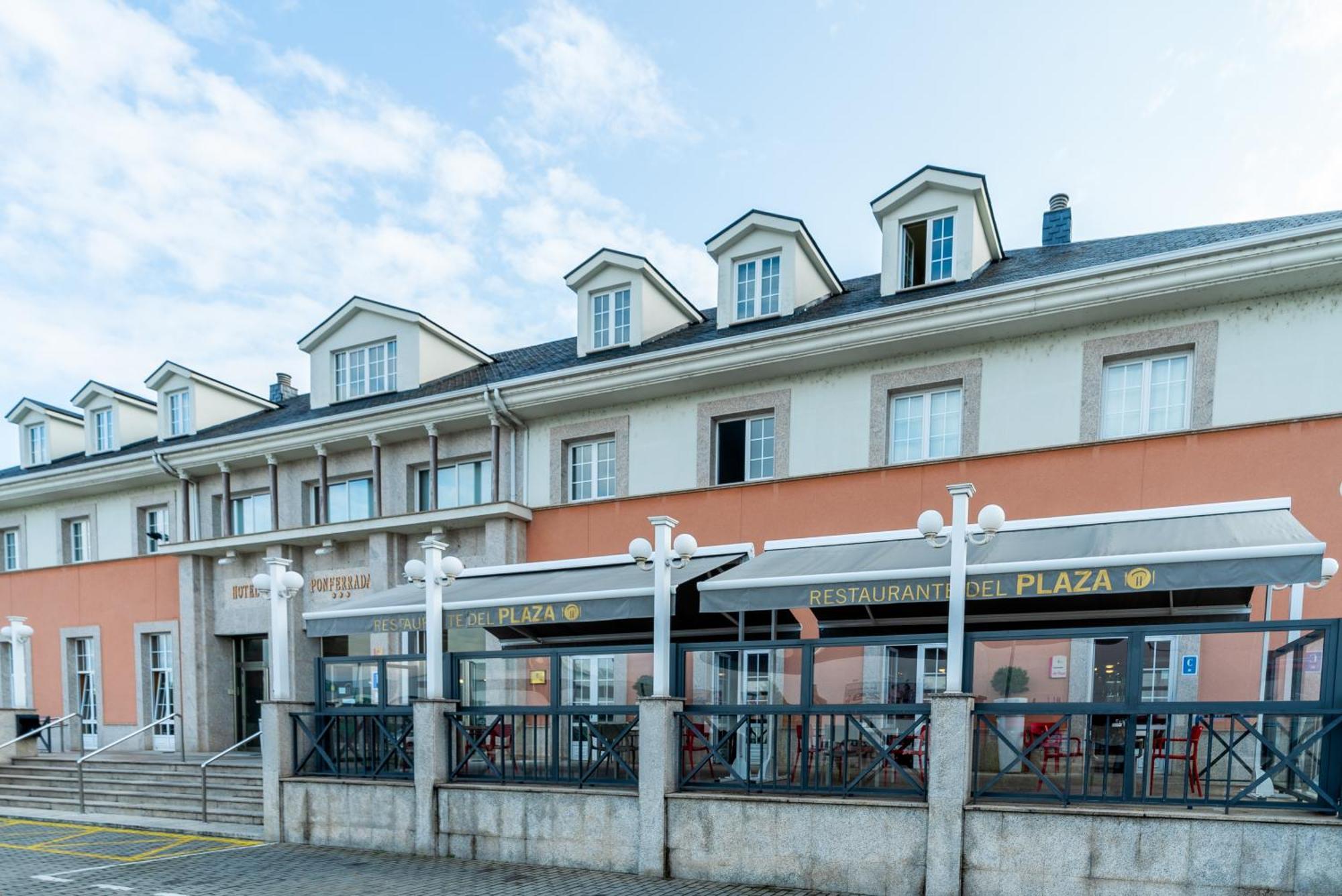 Ponferrada Plaza Hotel Exterior photo