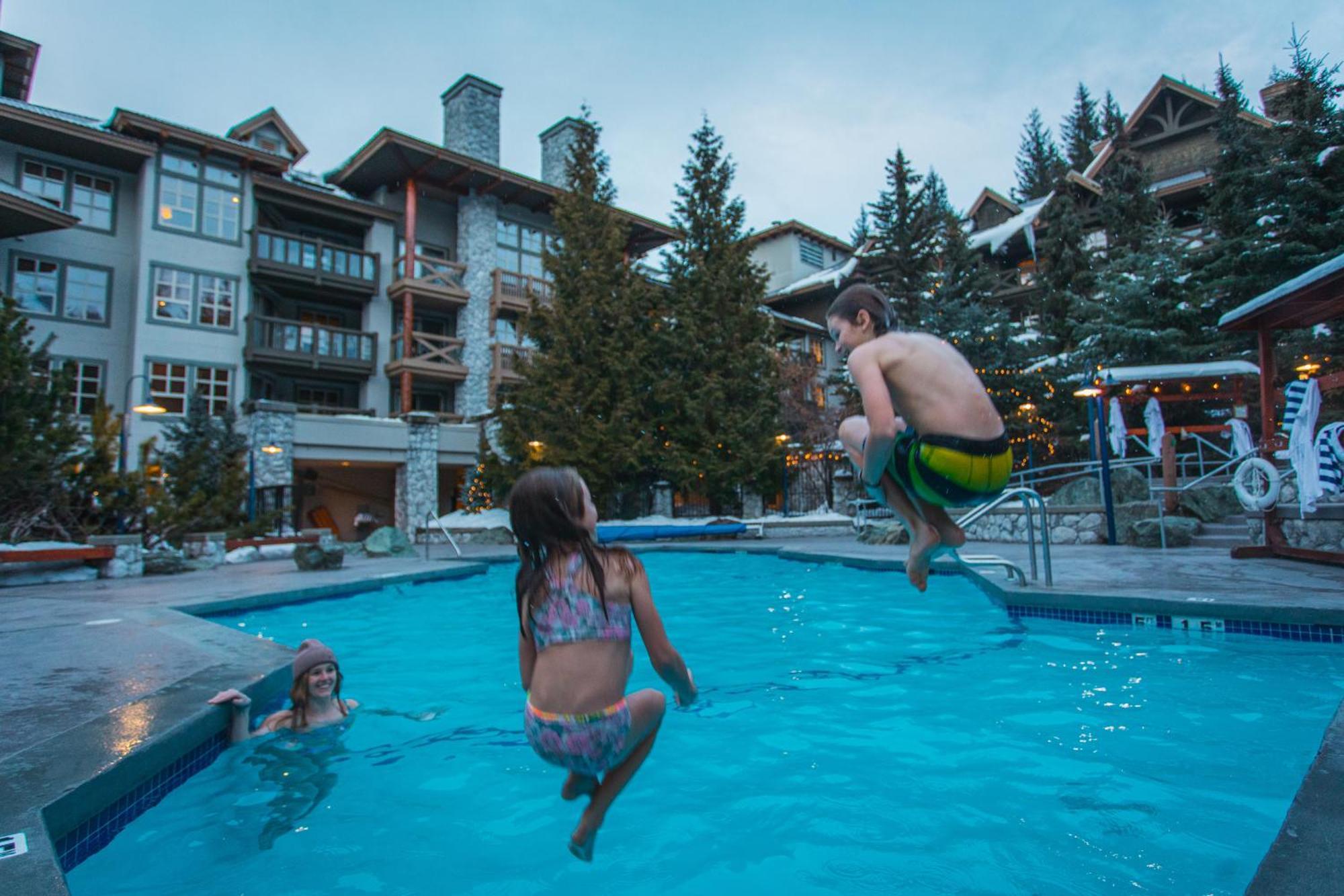 Blackcomb Springs Suites By Clique Whistler Exterior photo