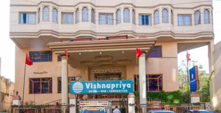 Hotel Vishnupriya Udaipur Exterior photo
