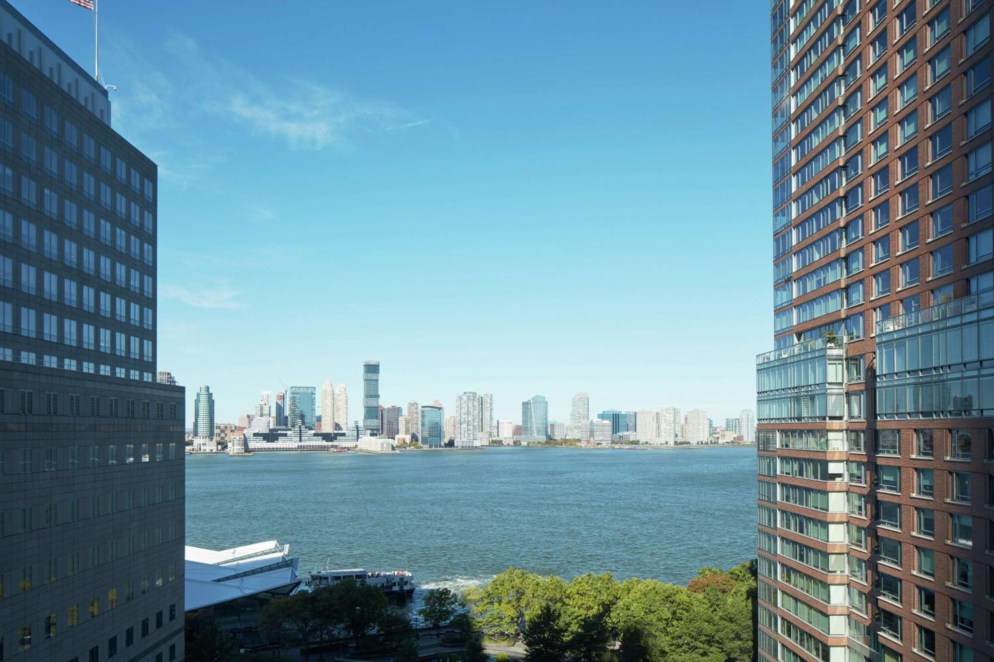 Conrad New York Downtown Hotel Exterior photo