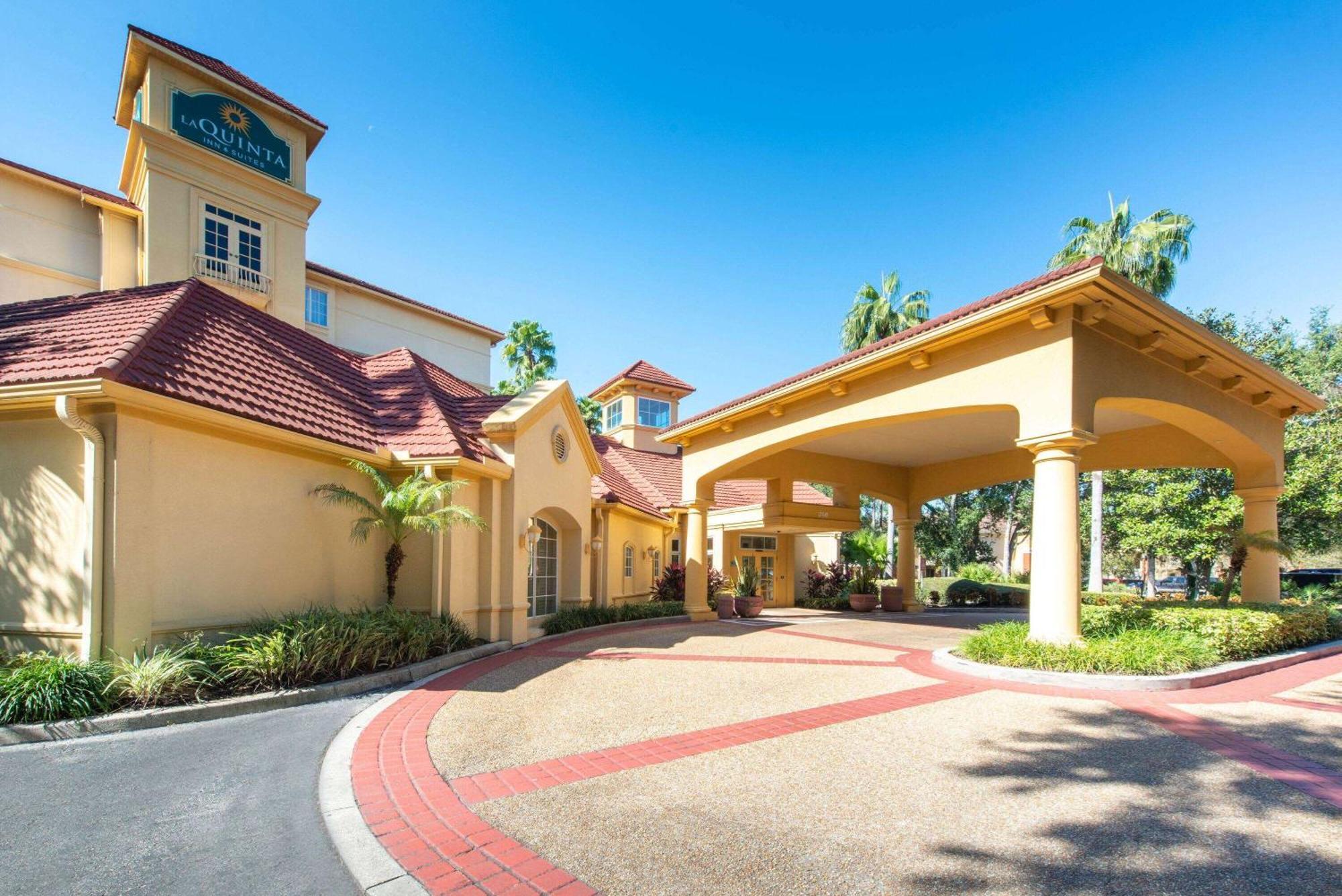 La Quinta By Wyndham Tampa Brandon Regency Park Hotel Exterior photo