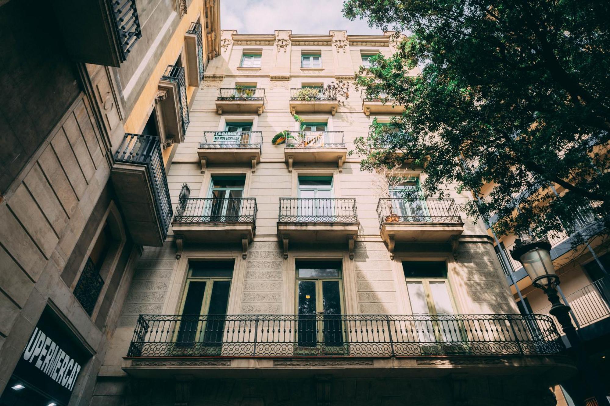 Ramblas Apartments Barcelona Exterior photo