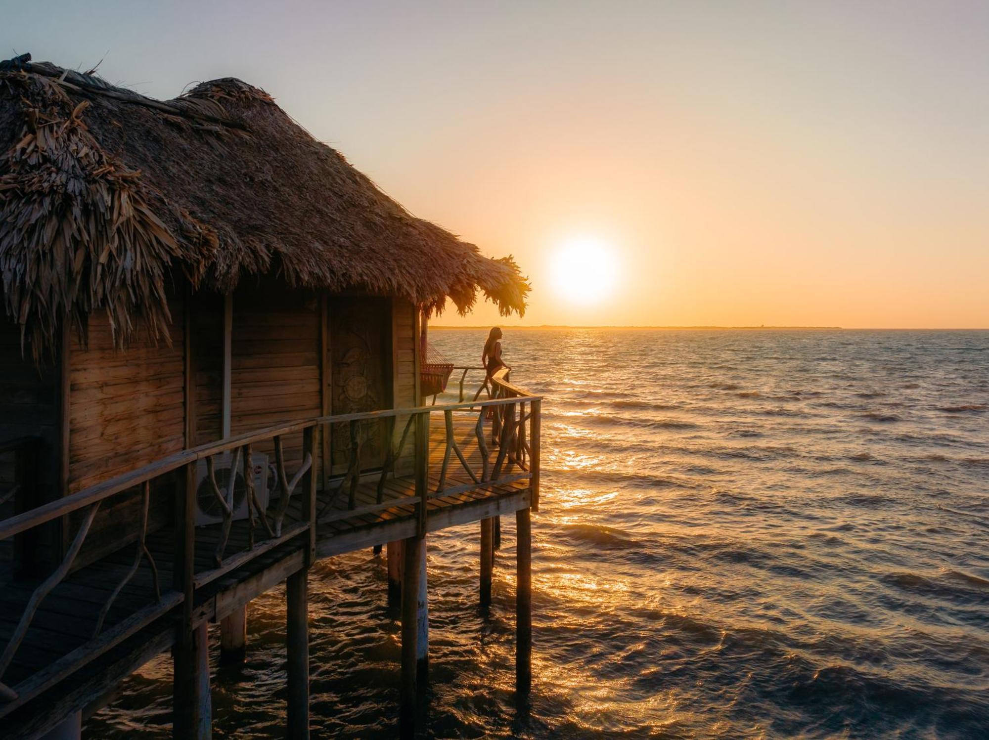 Thatch Caye Resort A Muy'Ono Resort Hopkins Exterior photo