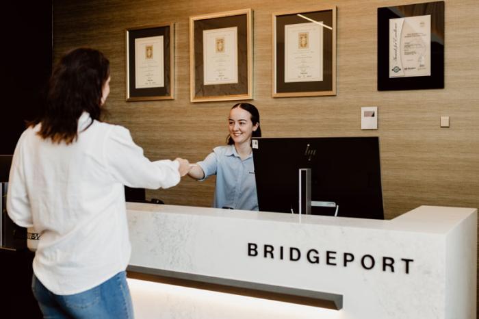 Bridgeport Hotel Murray Bridge Room photo