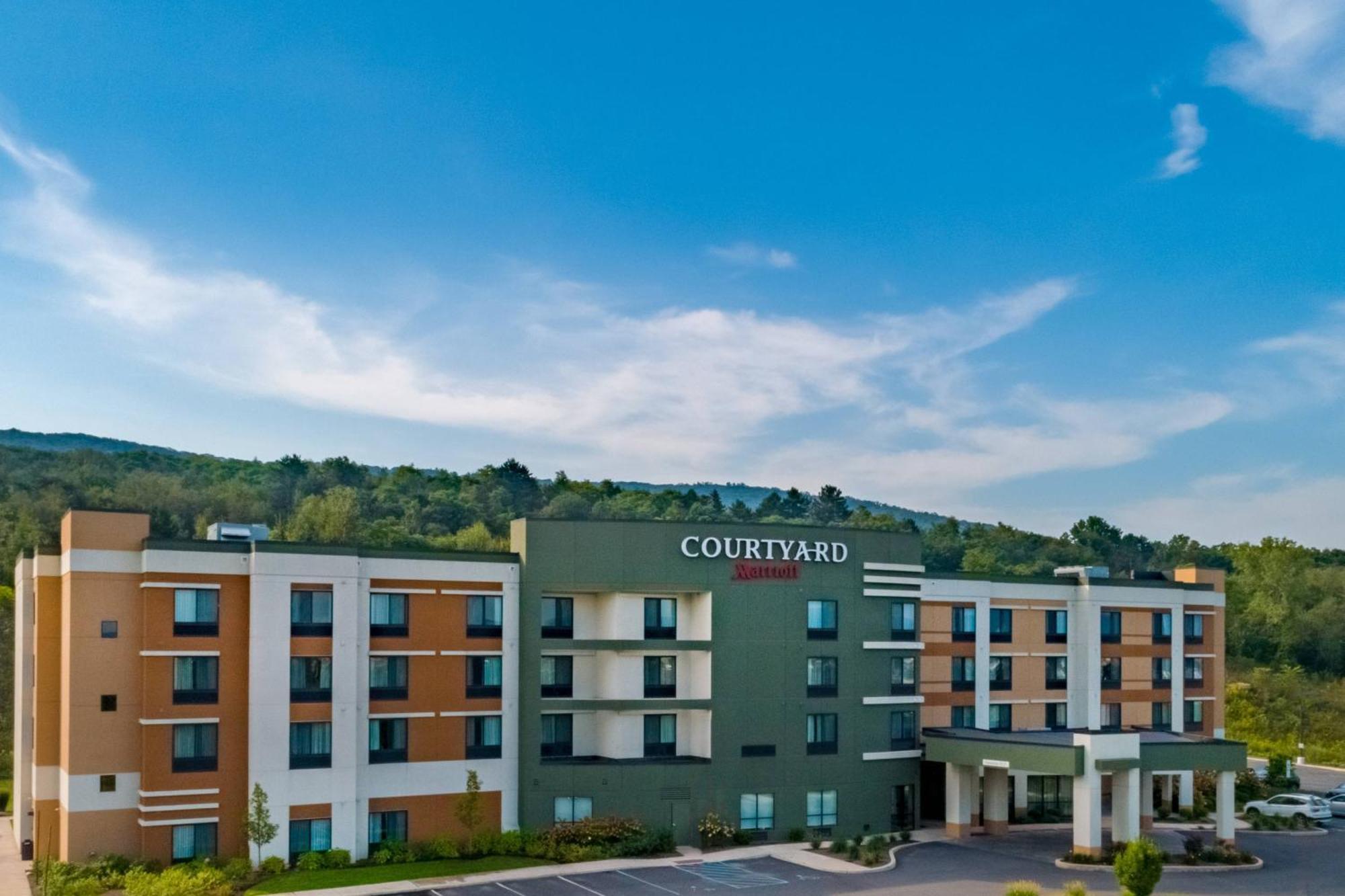 Courtyard By Marriott Wilkes-Barre Arena Hotel Exterior photo