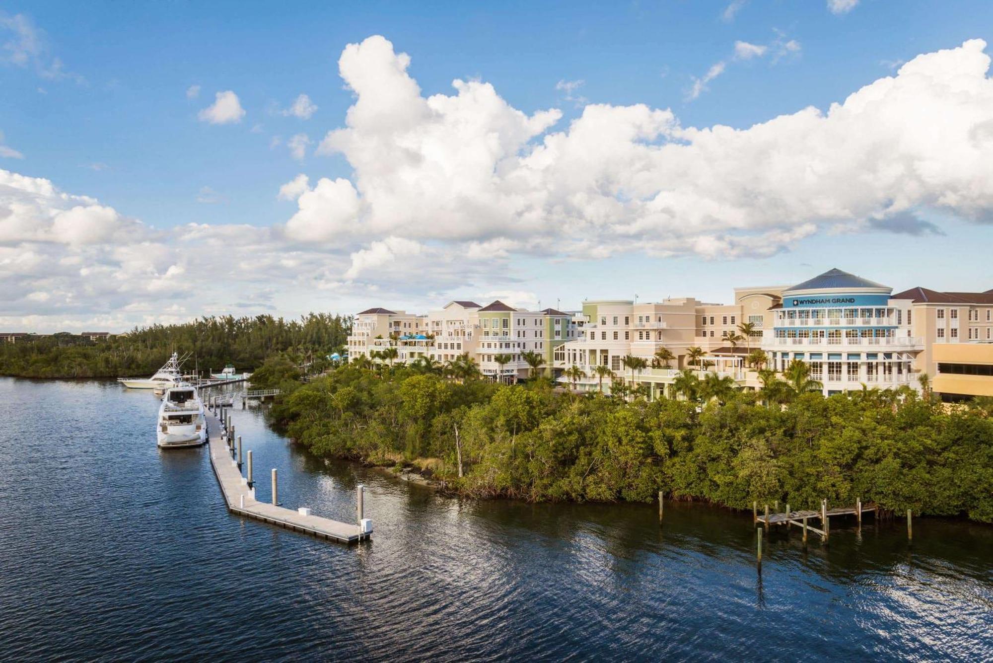 Wyndham Grand Jupiter At Harbourside Place Exterior photo