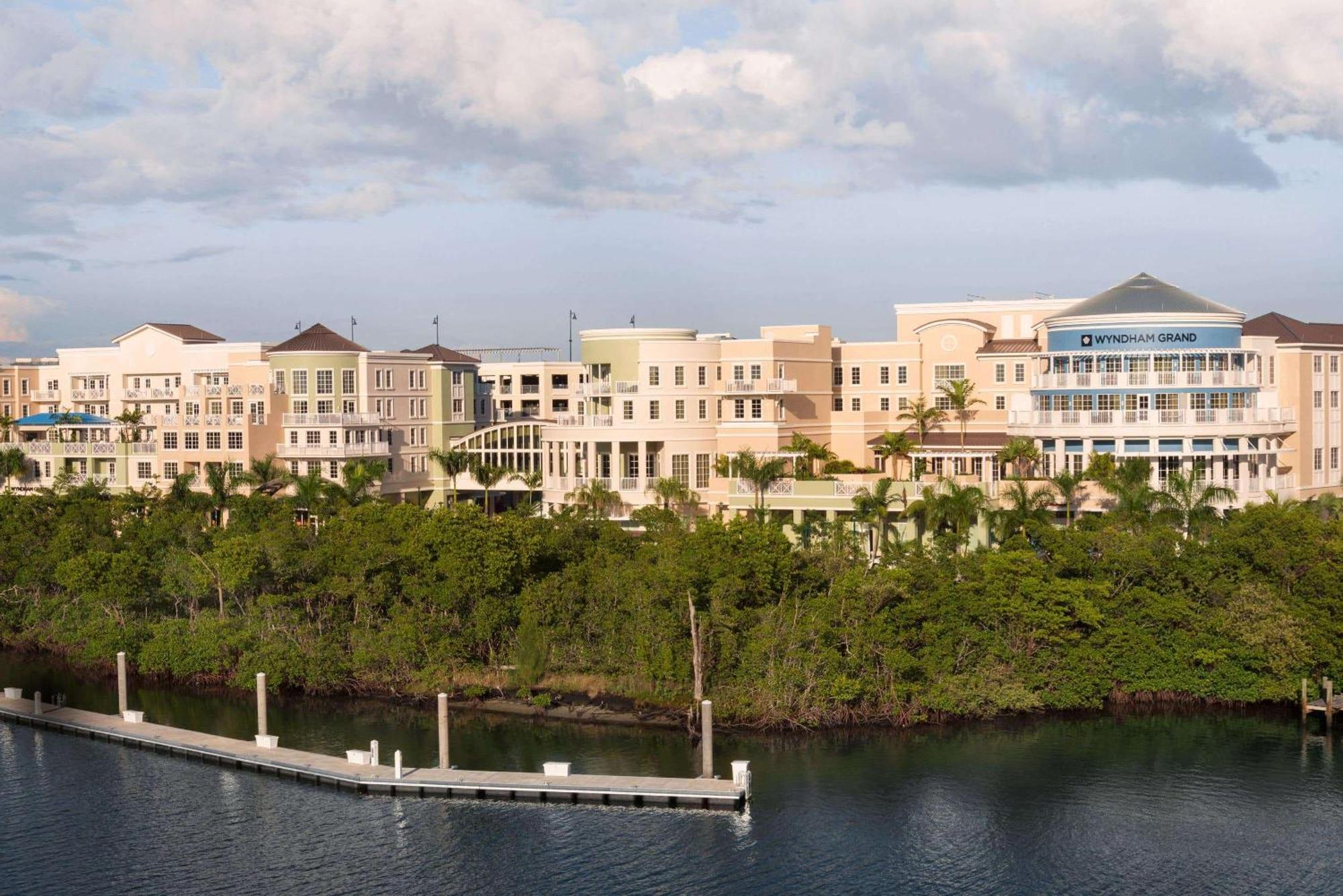 Wyndham Grand Jupiter At Harbourside Place Exterior photo