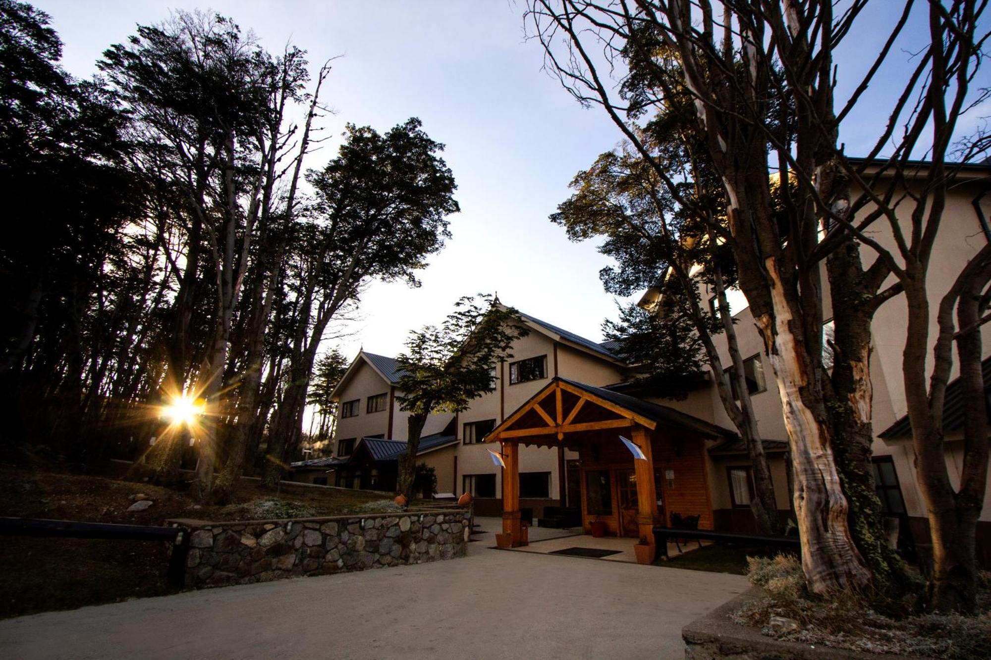 Altos Ushuaia Hotel & Resto Exterior photo