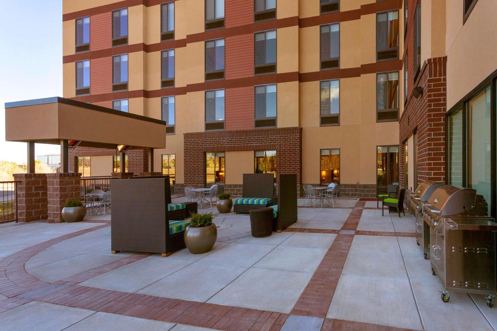 Home2 Suites By Hilton Denver West / Federal Center Lakewood Exterior photo