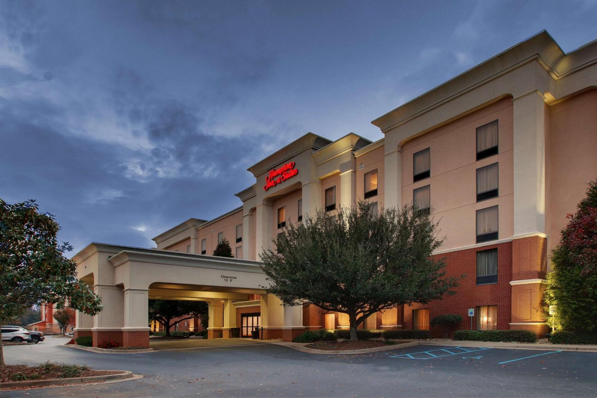 Hampton Inn & Suites Spartanburg-I-26-Westgate Mall Exterior photo