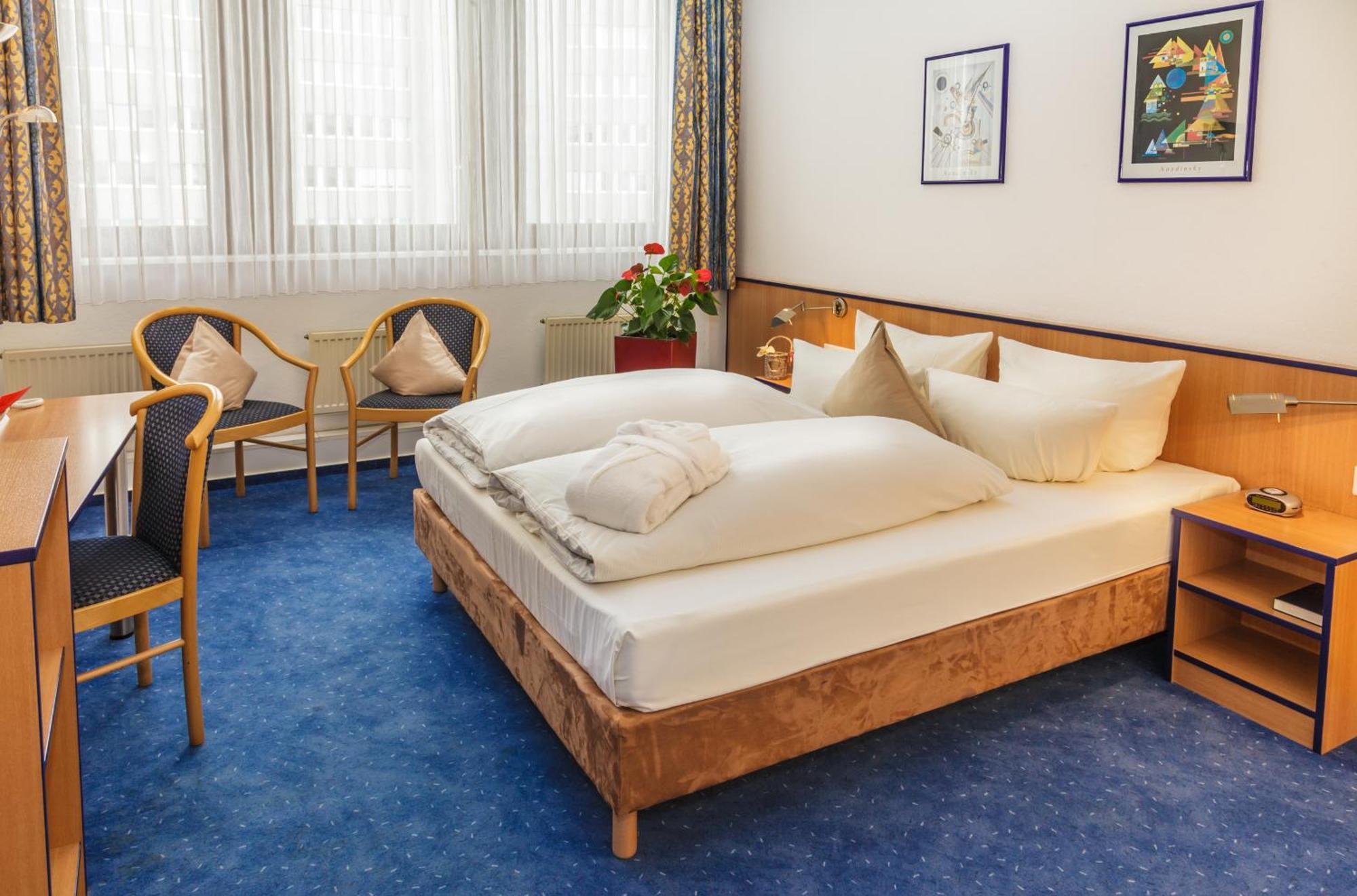 Best Western Comfort Business Hotel Dusseldorf-Neuss Exterior photo