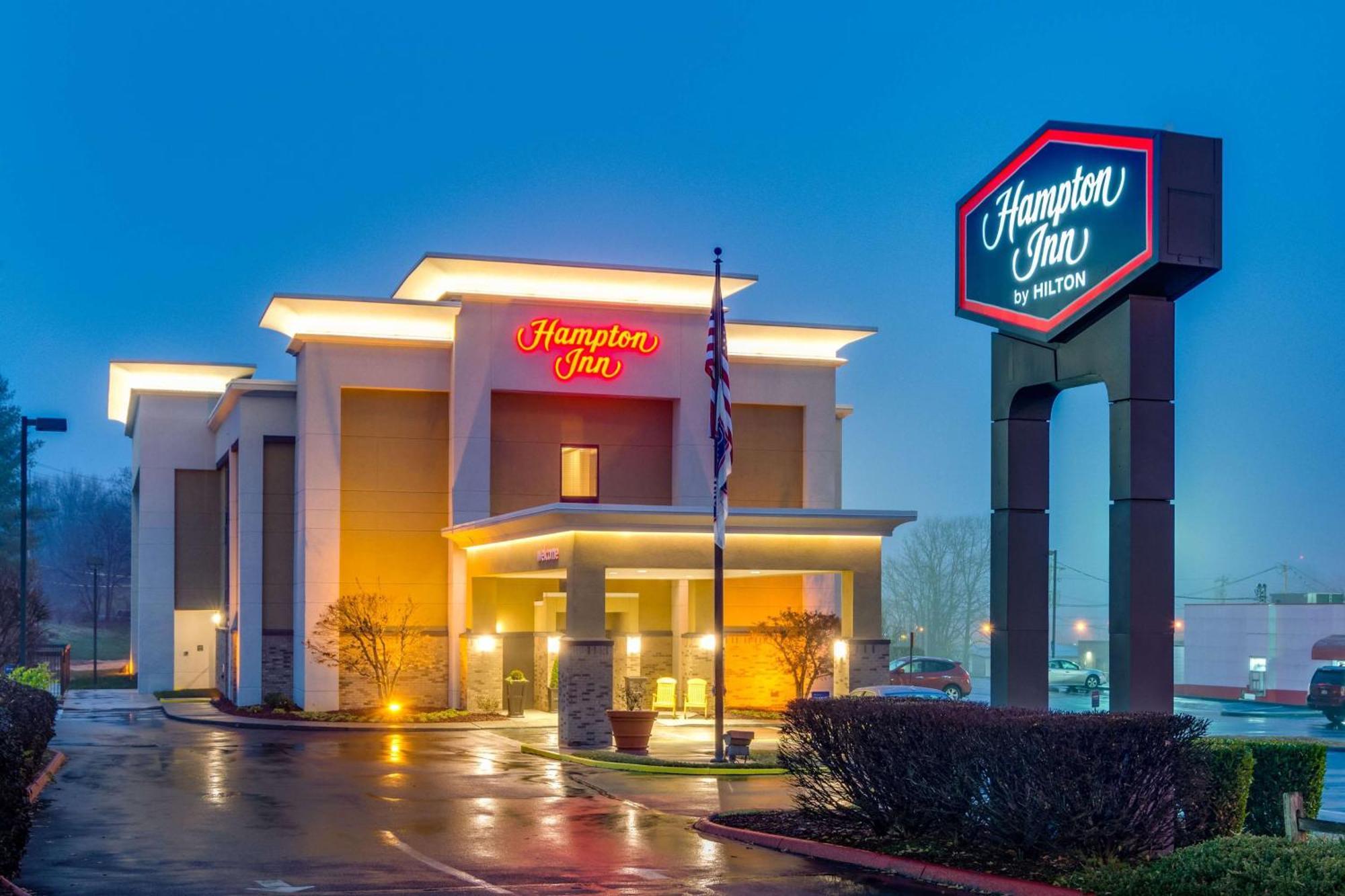 Hampton Inn Johnson City Exterior photo