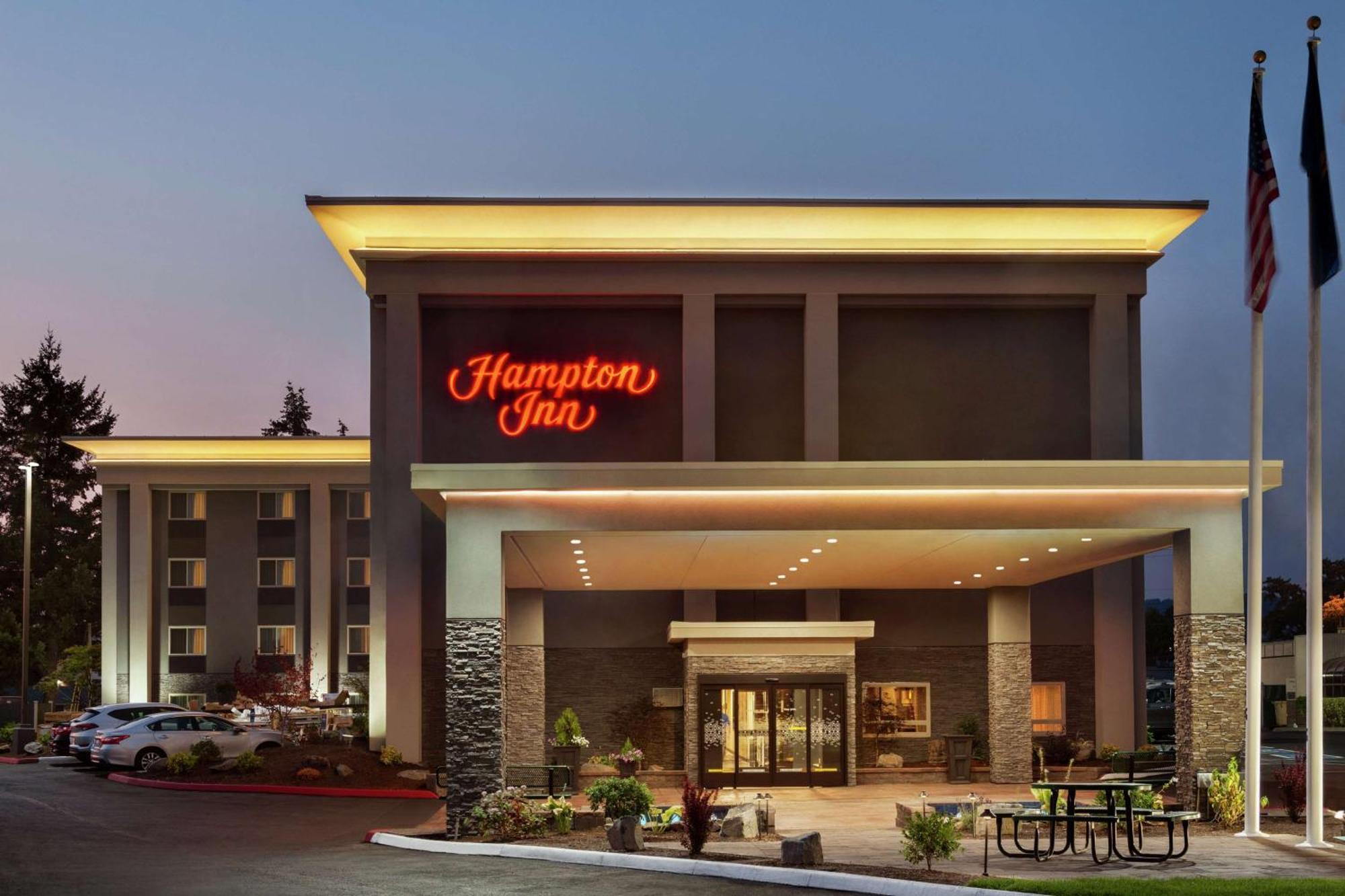 Hampton Inn - Portland/Clackamas Exterior photo