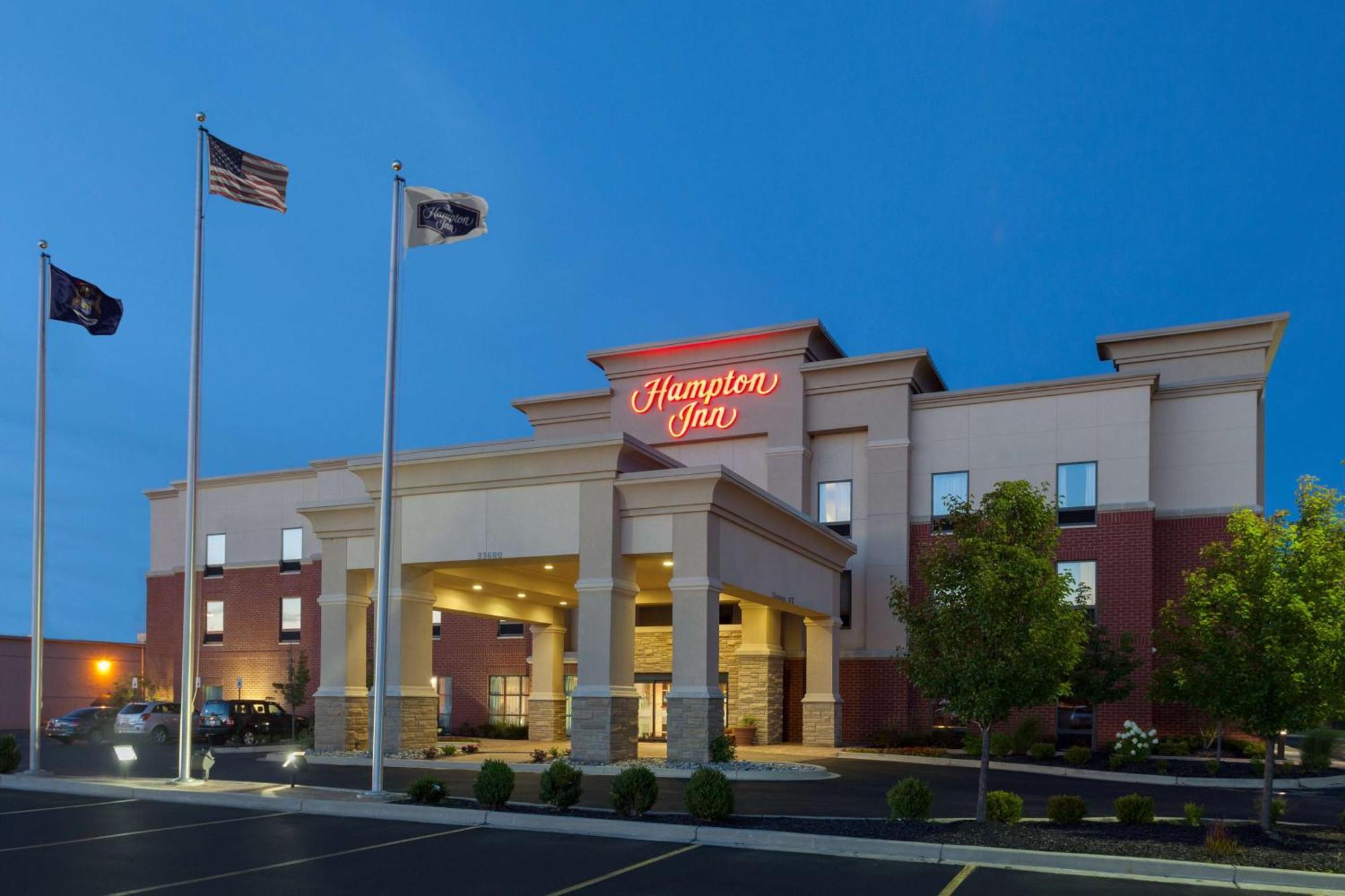 Hampton Inn Detroit Roseville Clinton Township Exterior photo