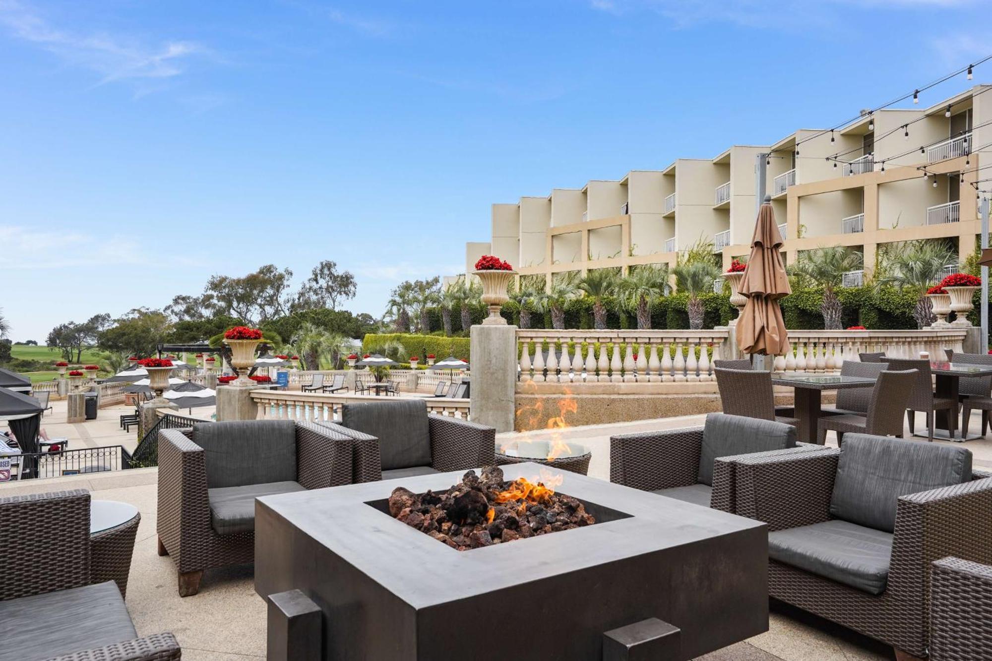 Hilton La Jolla Torrey Pines Hotel San Diego Exterior photo