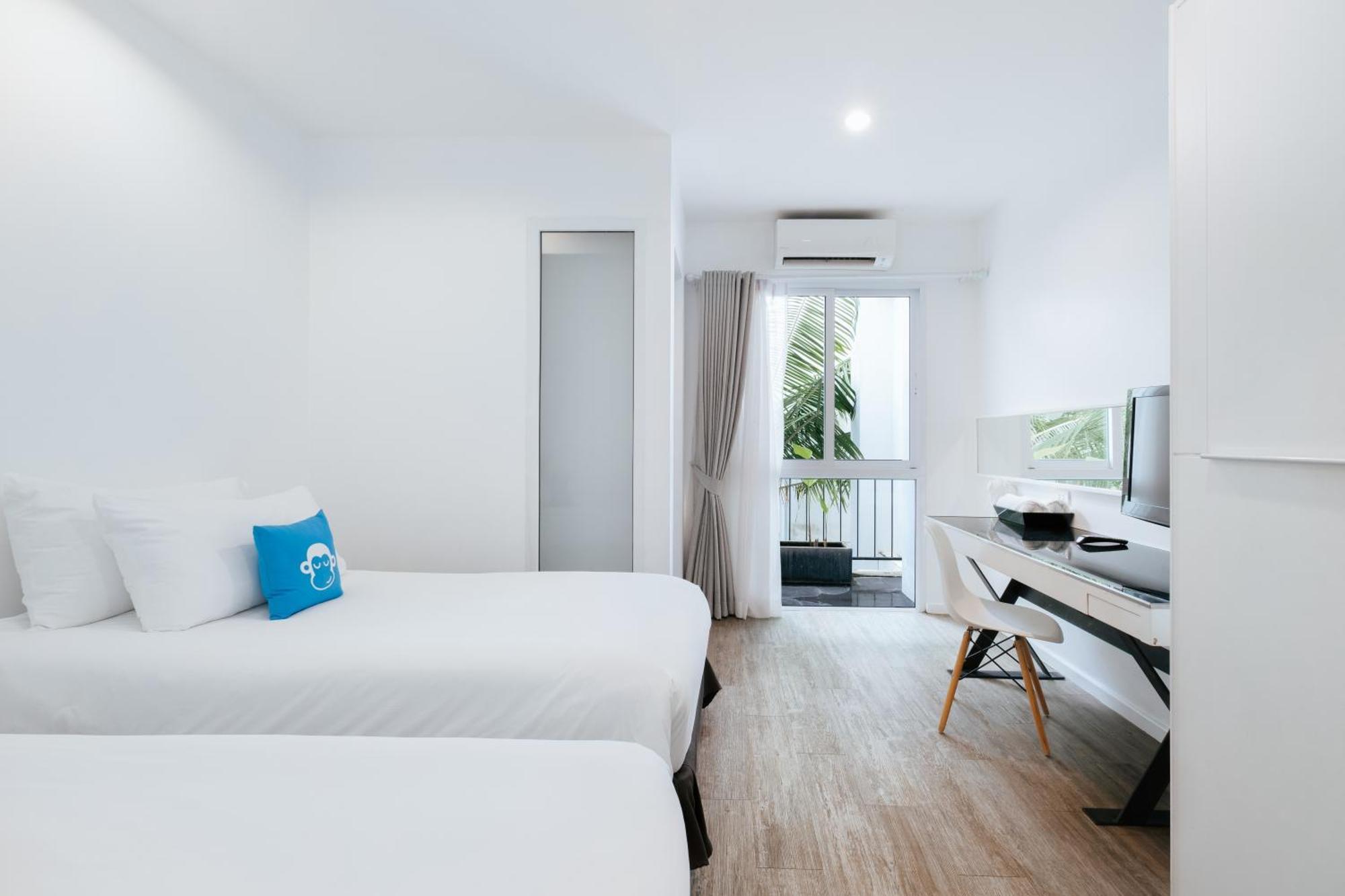 Blu Monkey Bed & Breakfast Phuket - Sha Plus Exterior photo