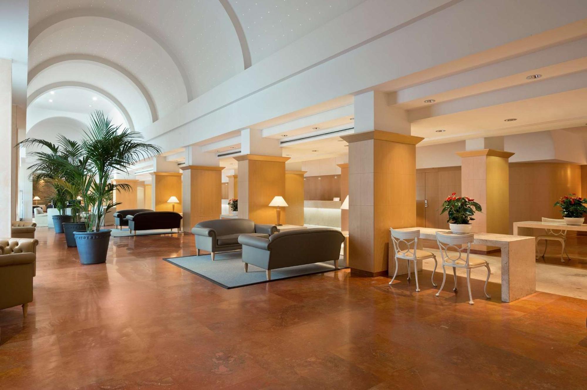 Hilton Rome Airport Hotel Fiumicino Exterior photo