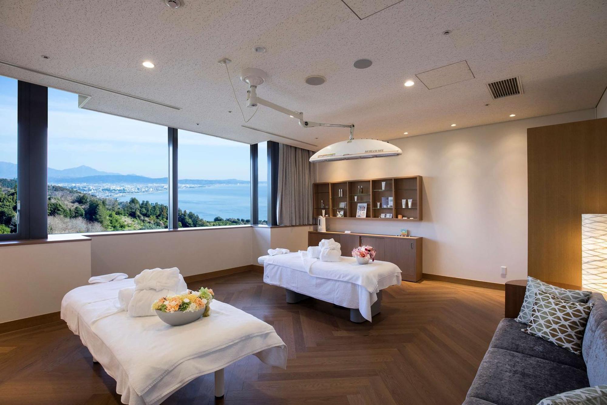Hilton Odawara Resort & Spa Exterior photo