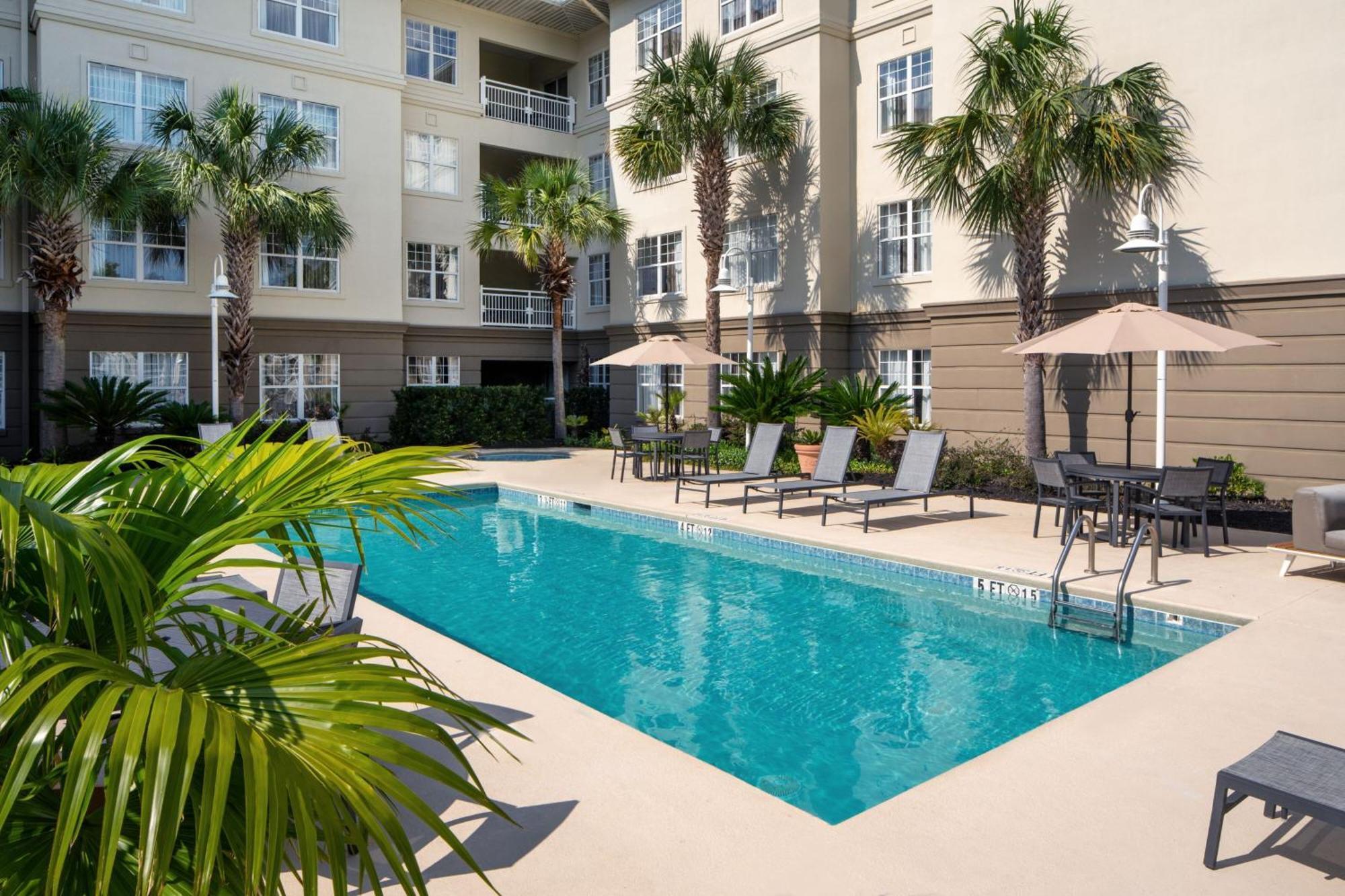 Residence Inn Charleston Riverview Exterior photo