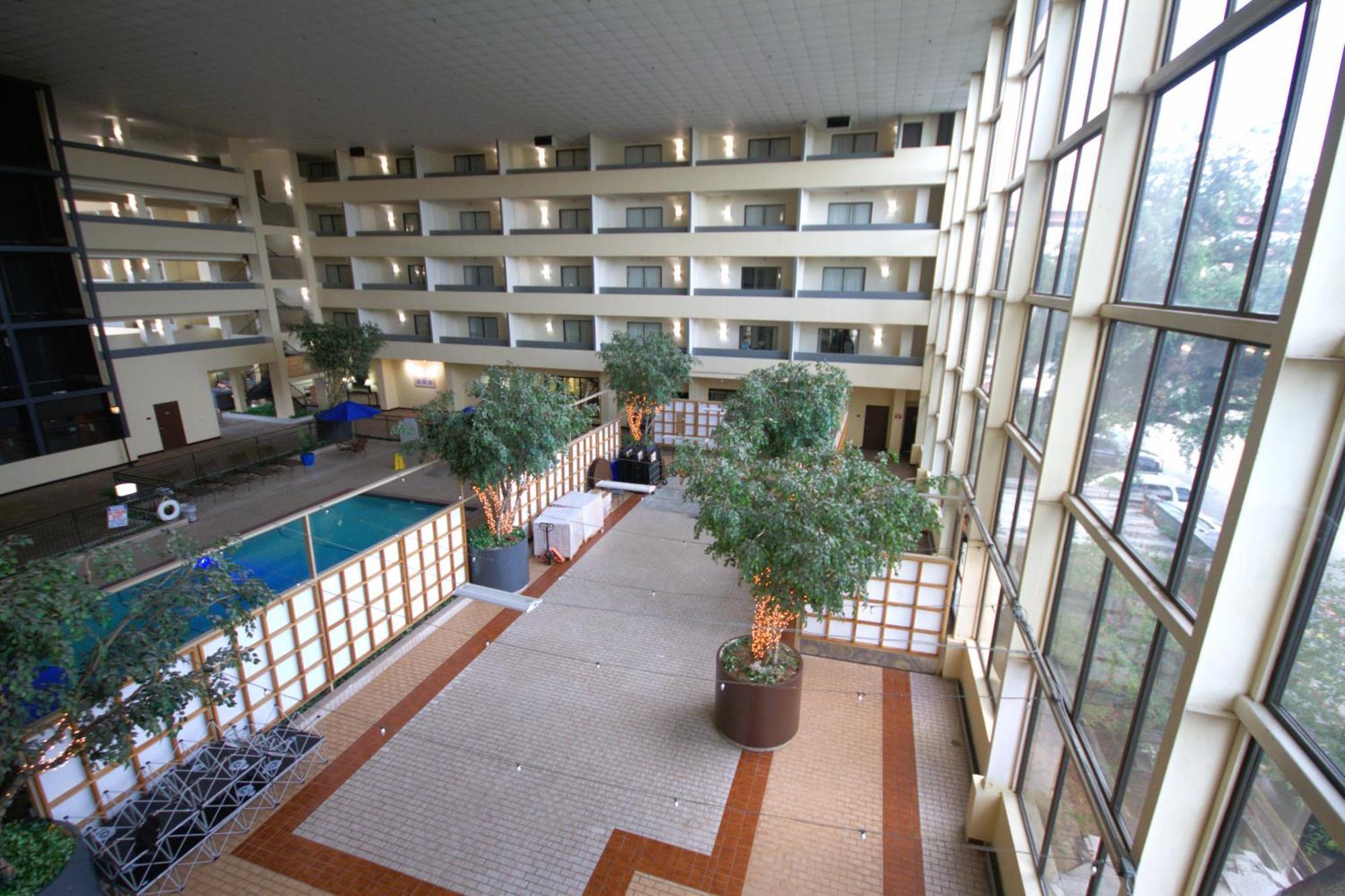 Atrium Hotel And Suites Dfw Airport Irving Exterior photo