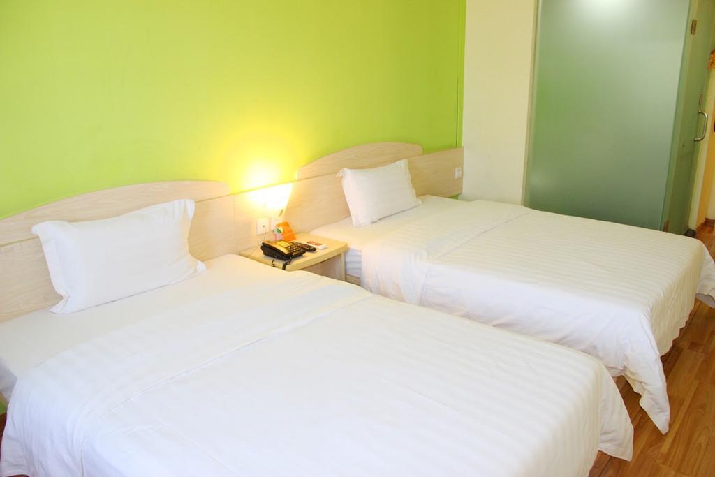 7Days Inn Guangzhou Kecun Branch Room photo