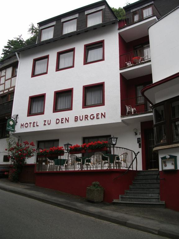 Hotel Zu Den Burgen Kamp-Bornhofen Room photo