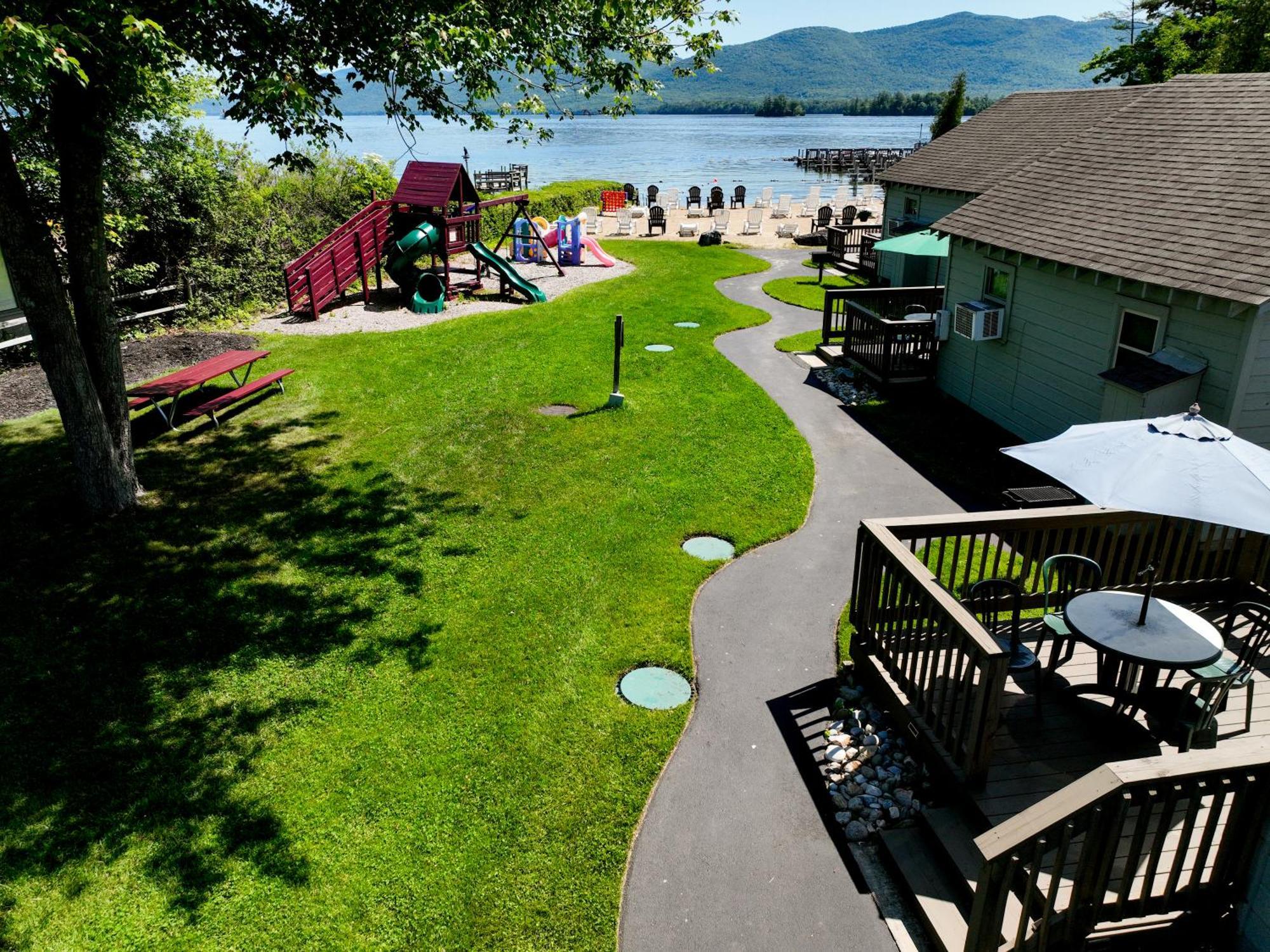 Lake George Diamond Cove Cottages, Cabins, & Hotel Exterior photo