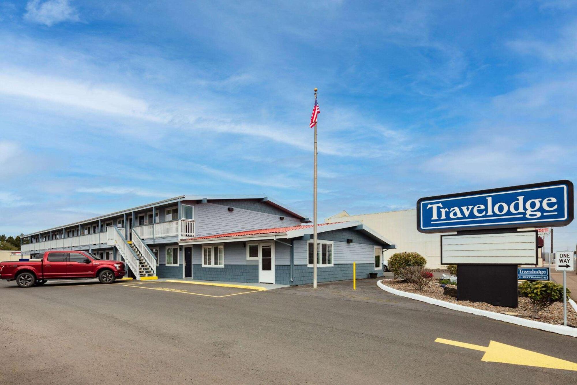 Travelodge By Wyndham Newport Exterior photo