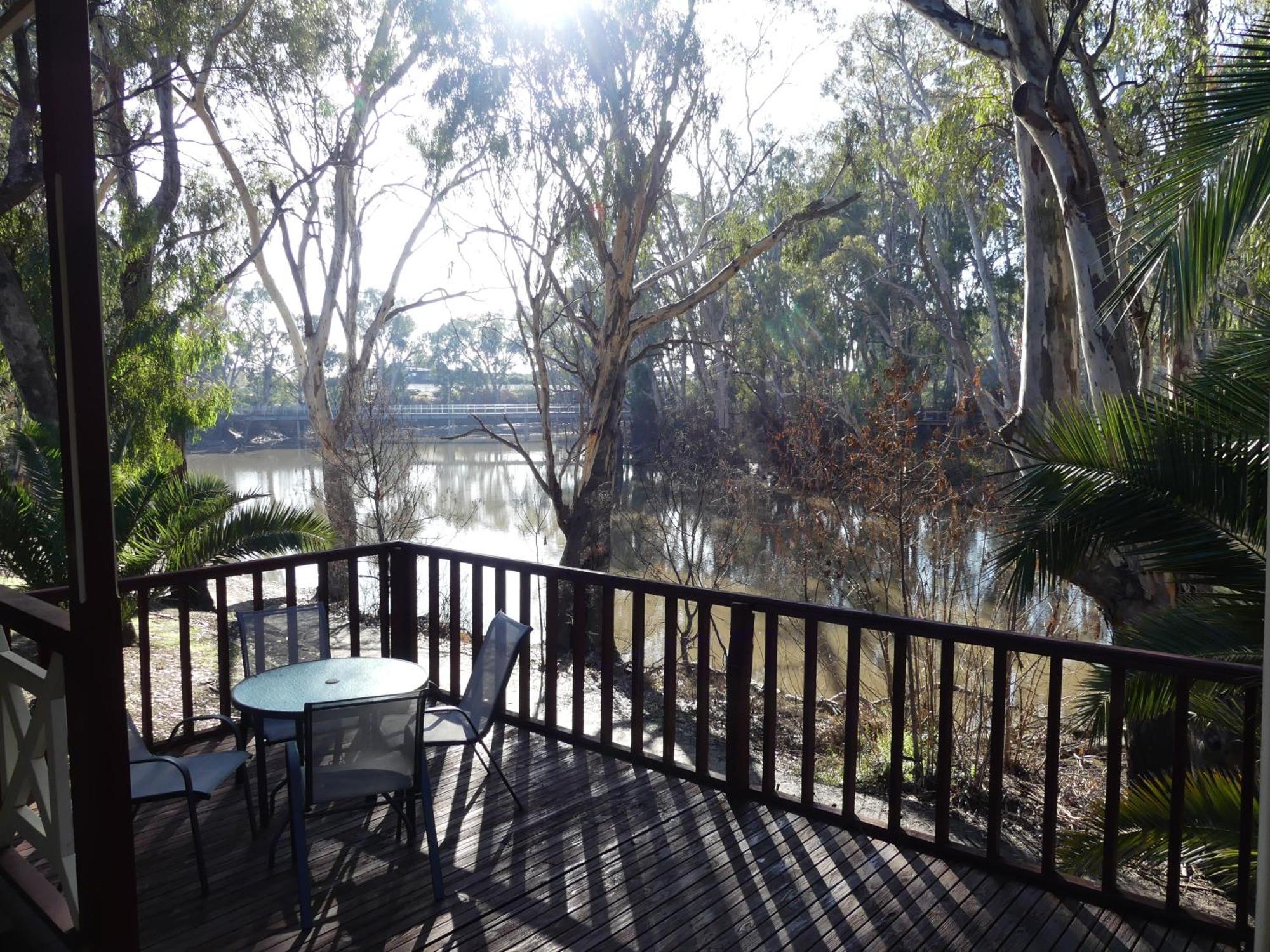 Moama Riverside Holiday Park Exterior photo