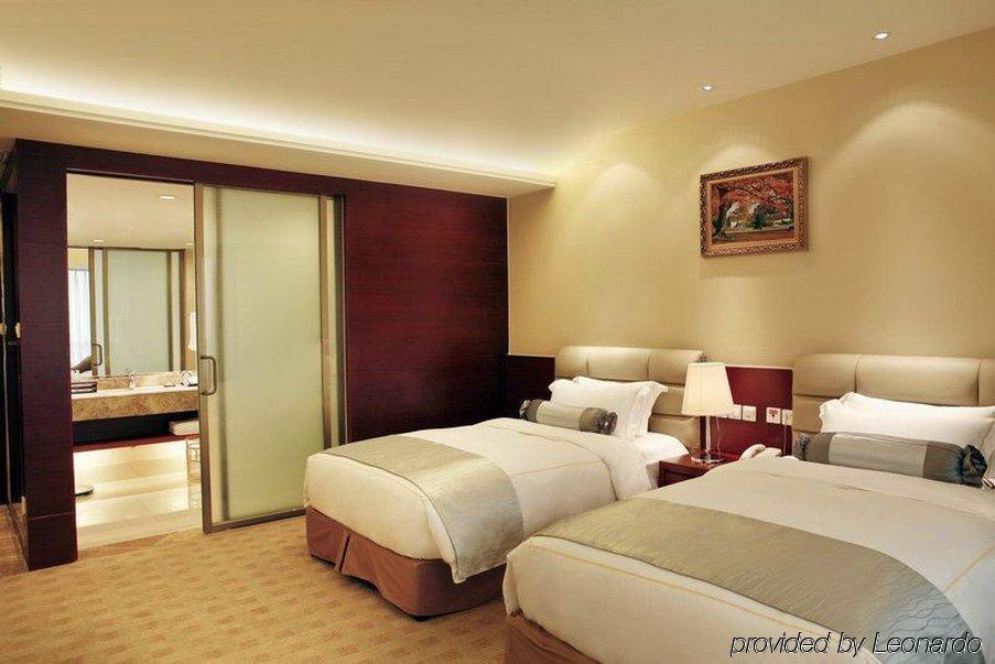 Chengdu Sovereign Hotel Room photo