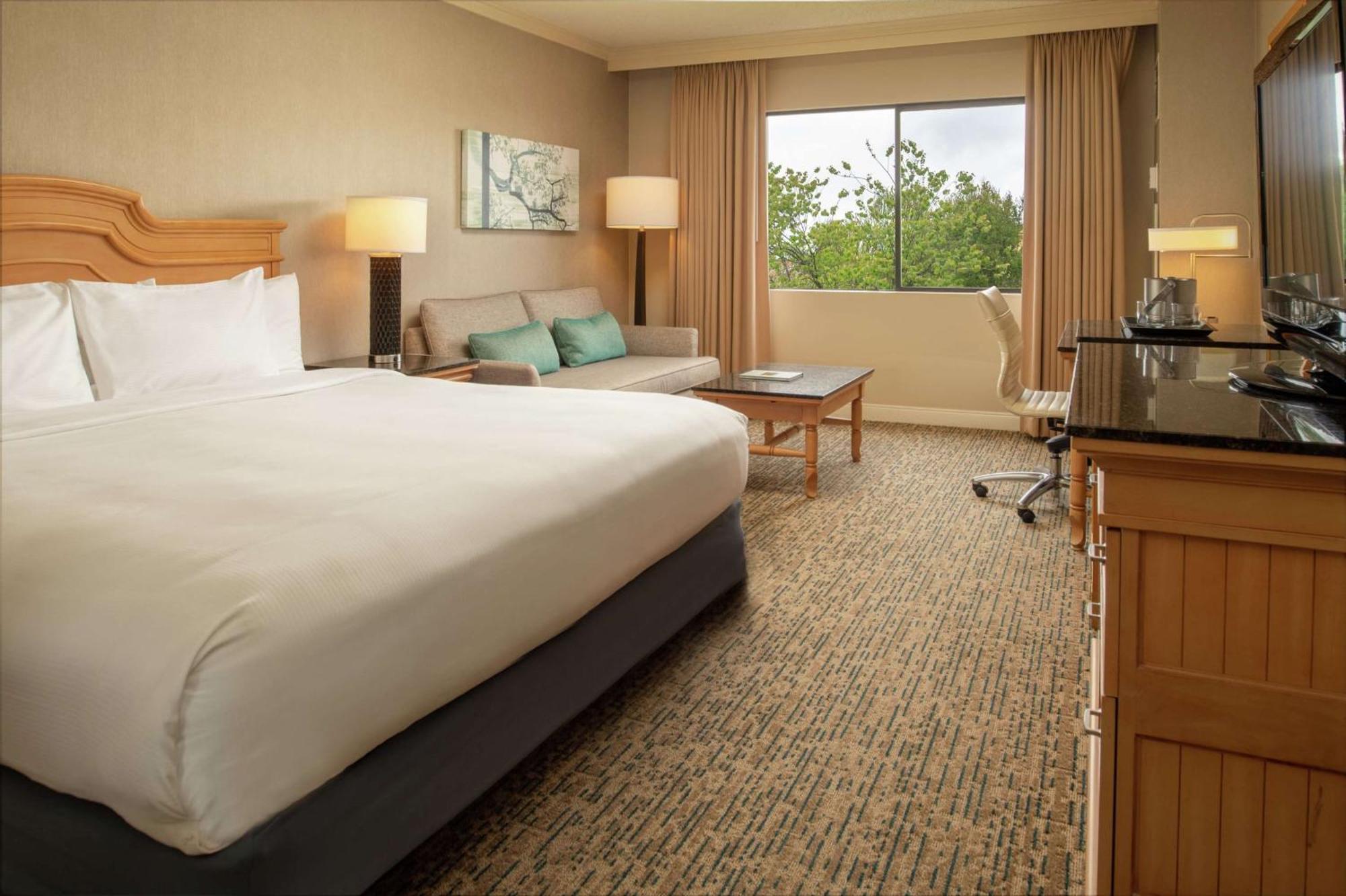 Doubletree By Hilton Sonoma Wine Country Hotel Rohnert Park Exterior photo