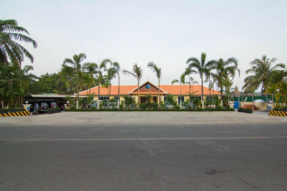 Golden Sea Hotel Sihanoukville Exterior photo