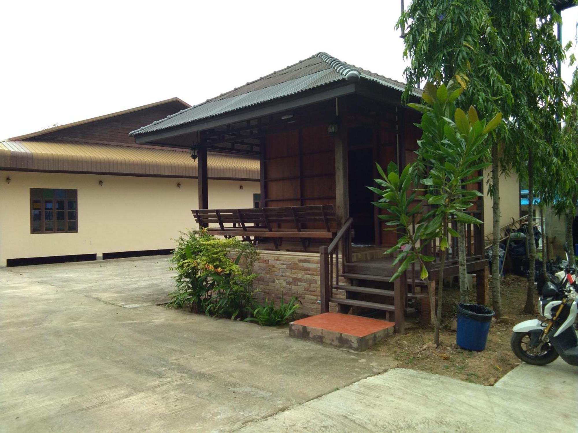 Pooma Resort Chao Lao Beach Exterior photo