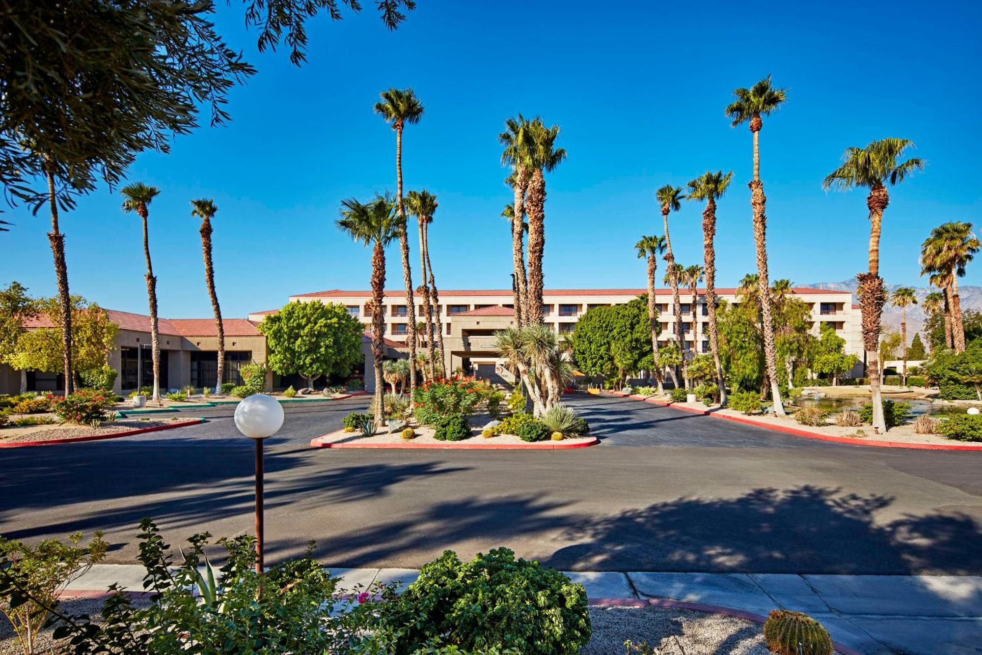 Doubletree By Hilton Golf Resort Palm Springs Cathedral City Exterior photo