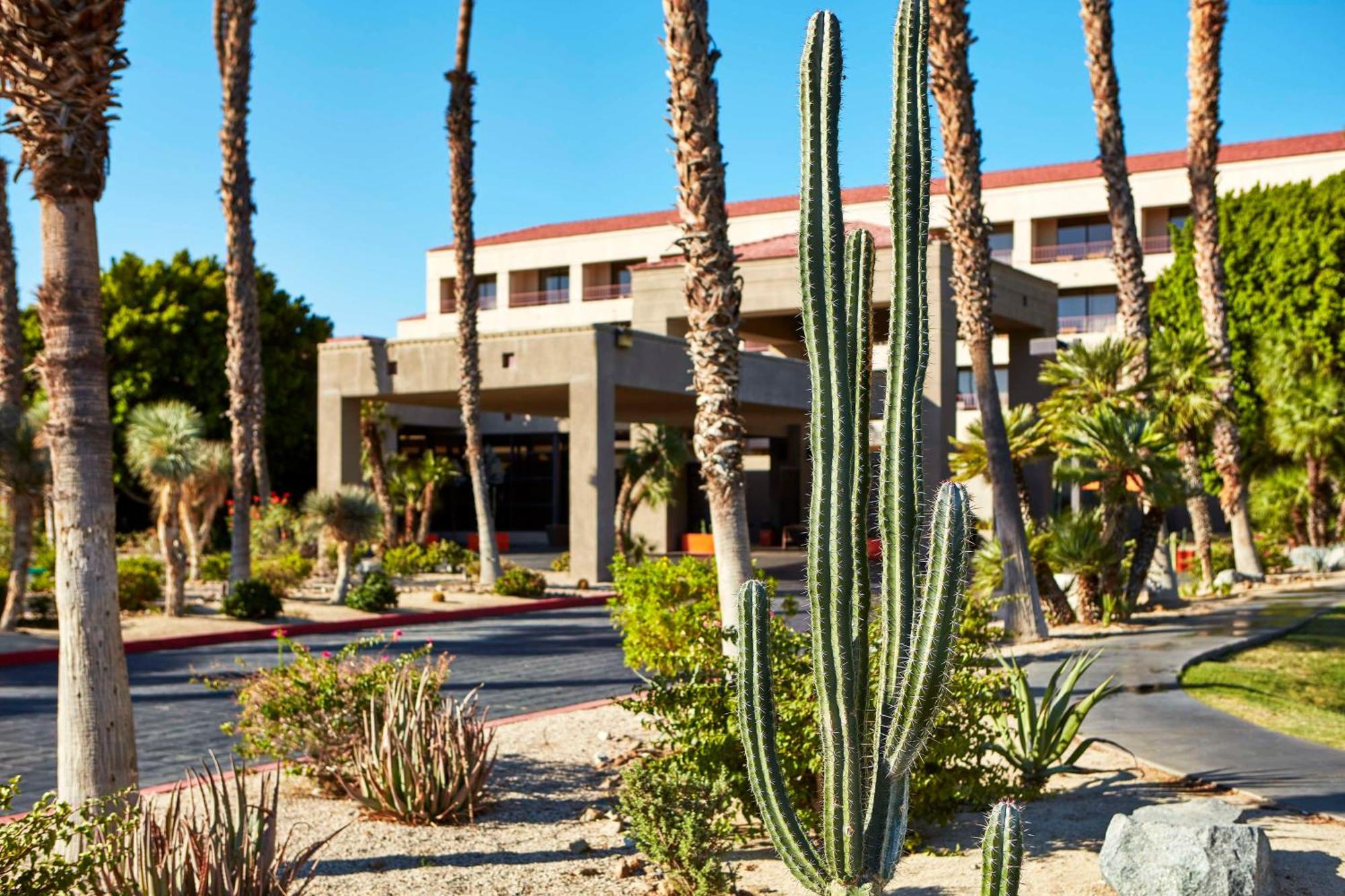 Doubletree By Hilton Golf Resort Palm Springs Cathedral City Exterior photo