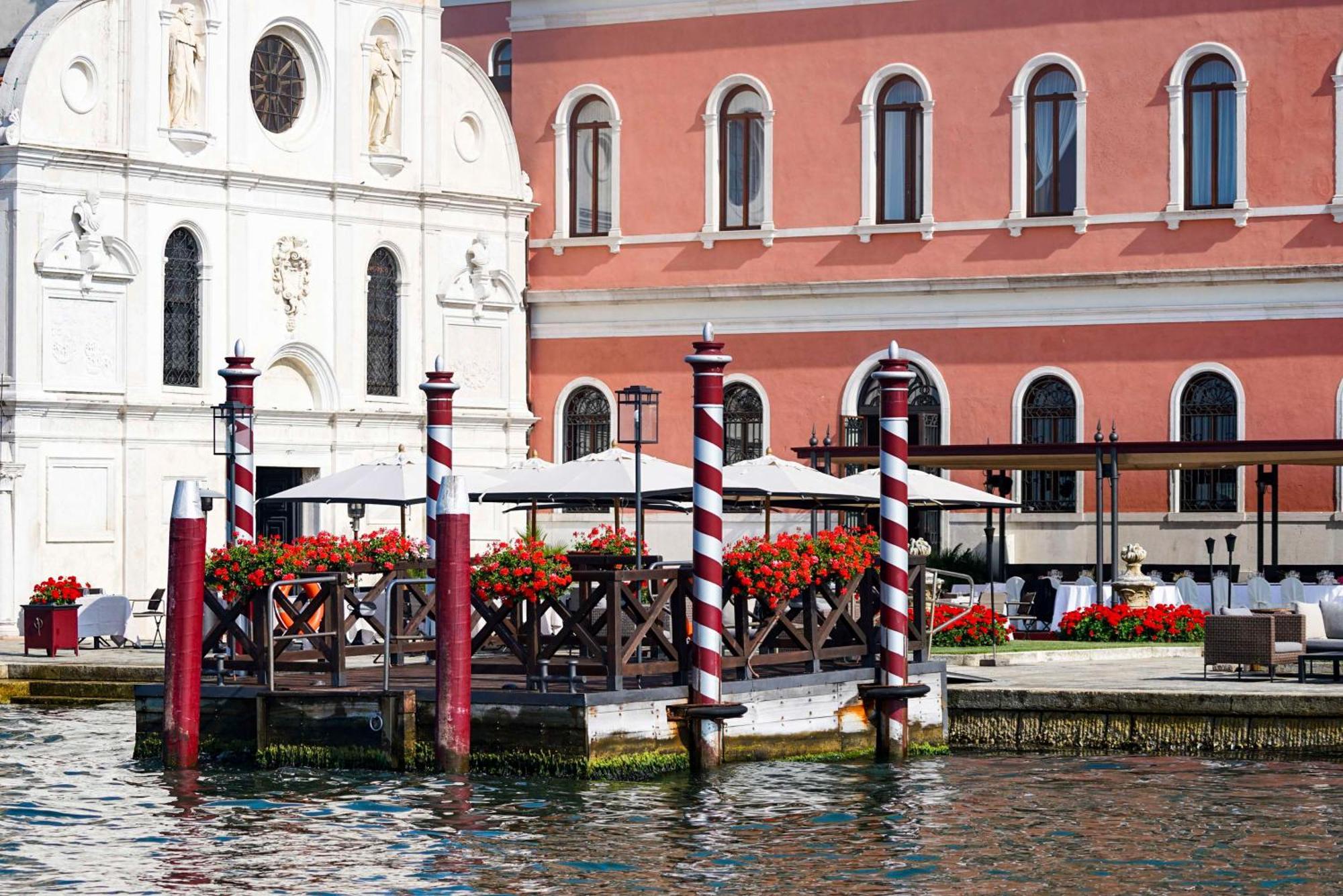 San Clemente Palace Kempinski Venice Exterior photo